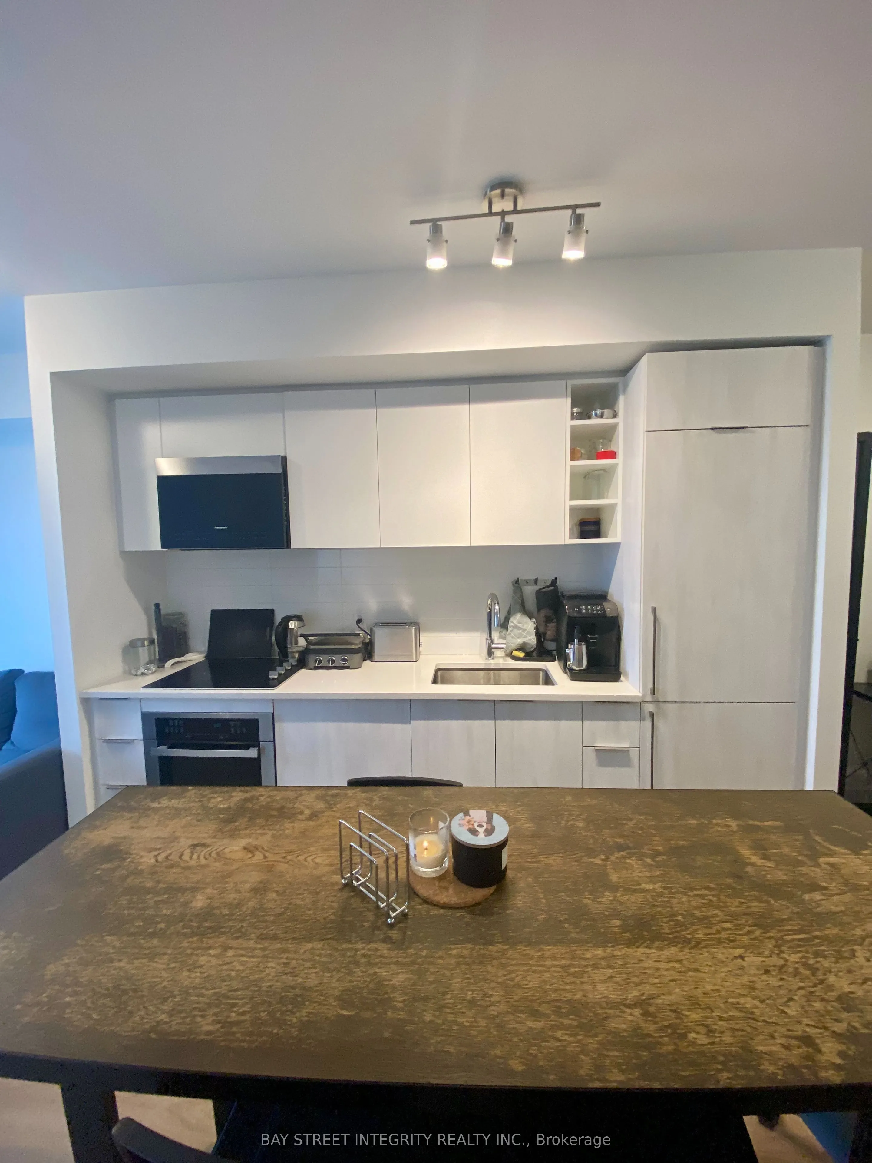 2033 Kennedy Road, #1707