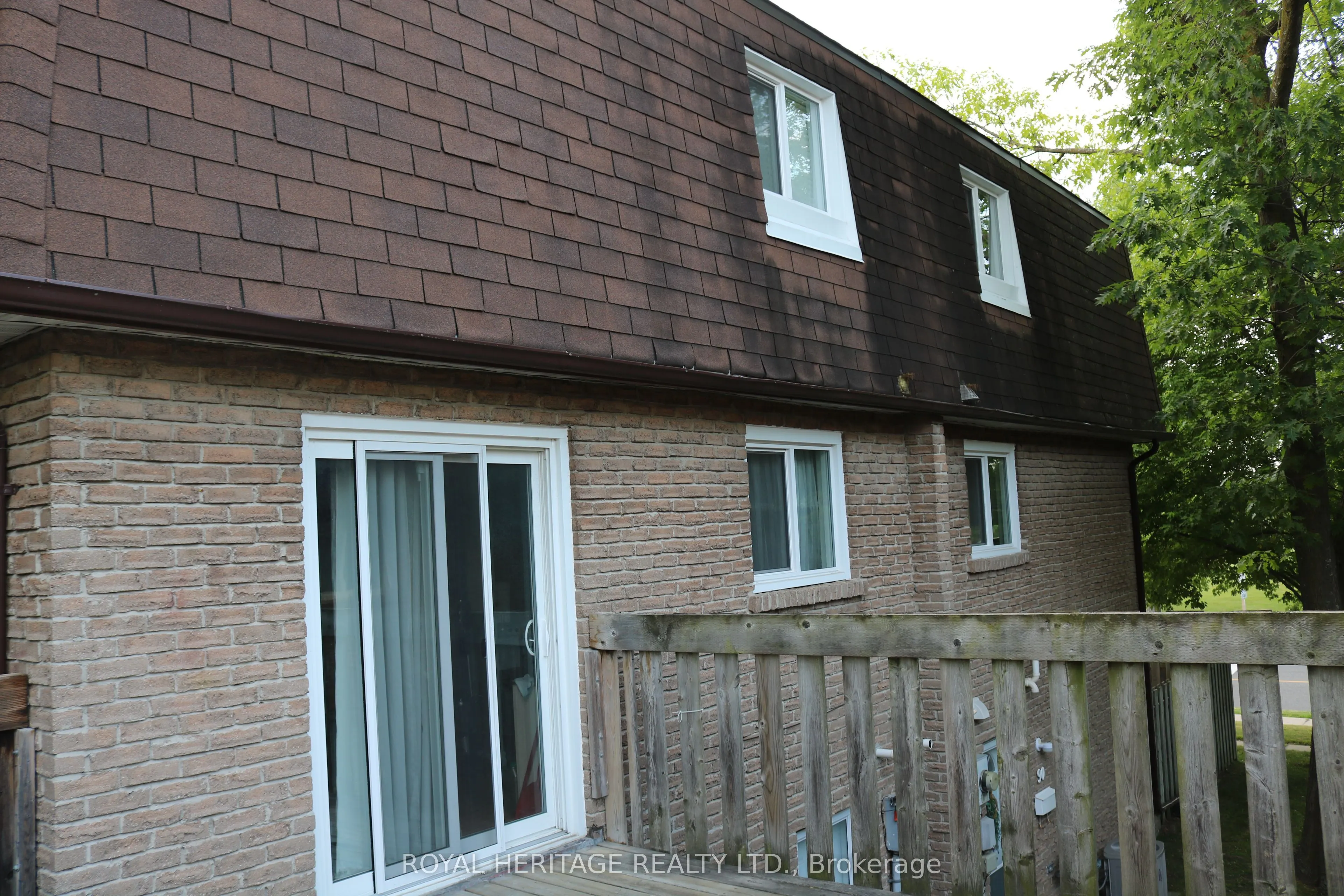 320 Blackthorn Street, #89