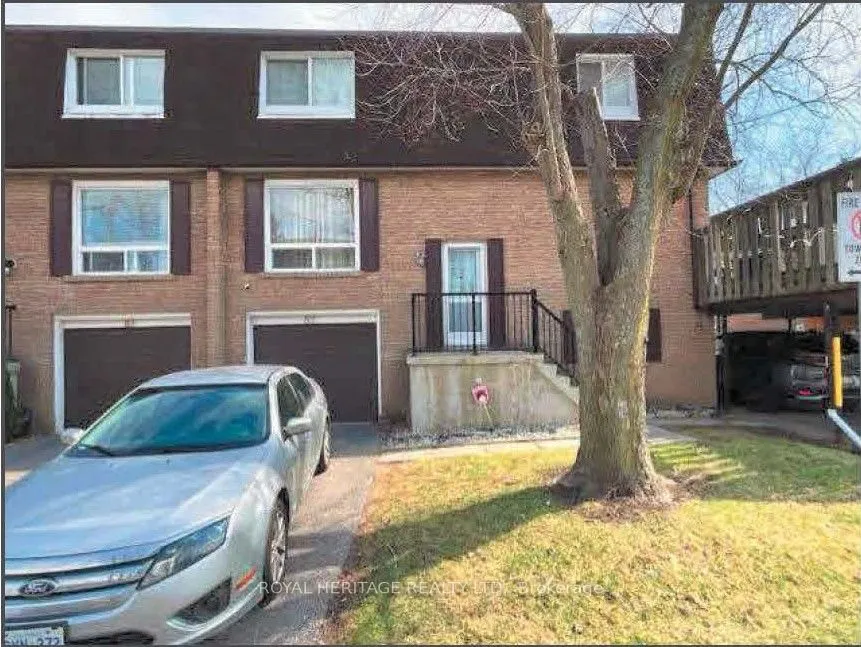 320 Blackthorn Street, #89