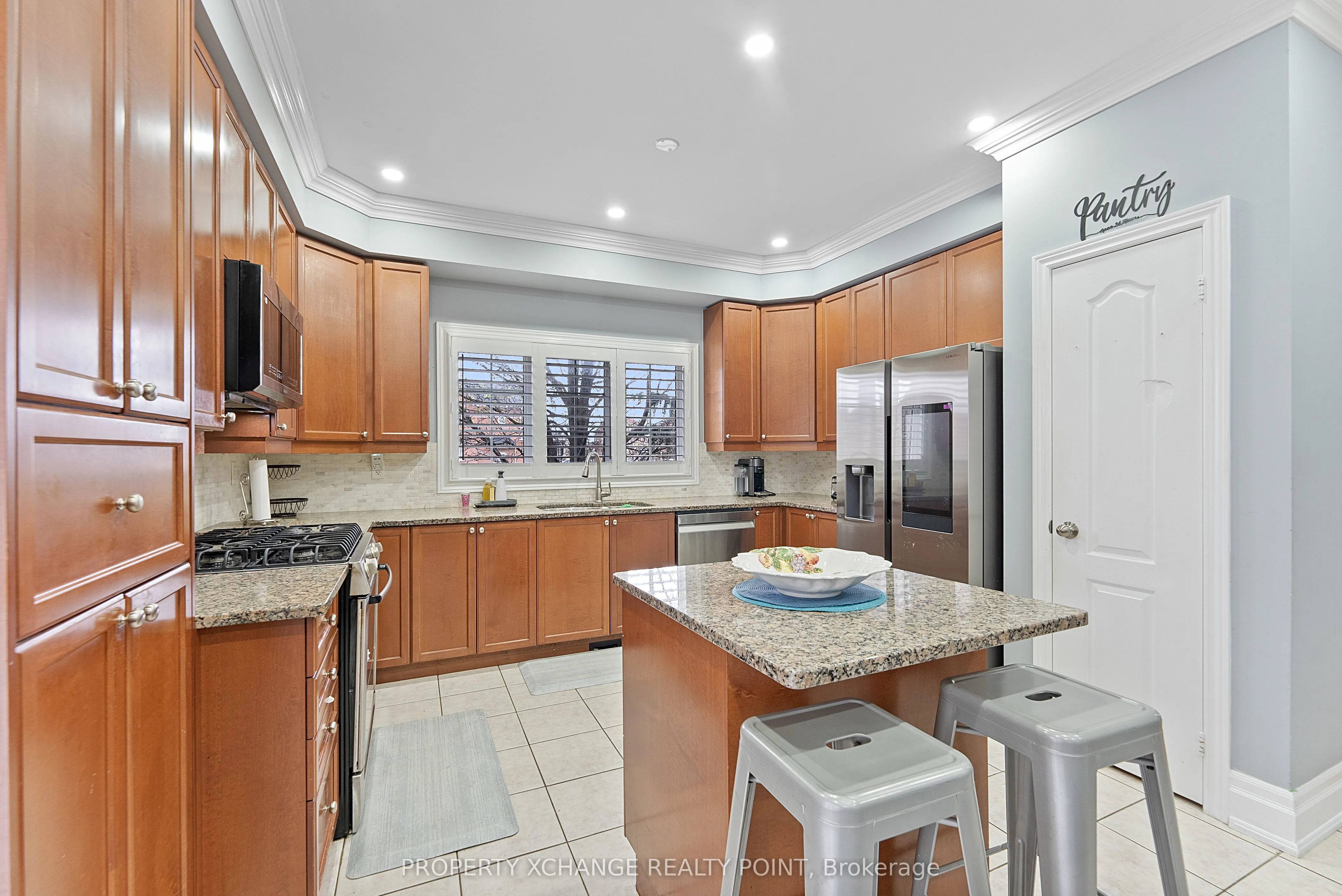 4 Bicknell Court