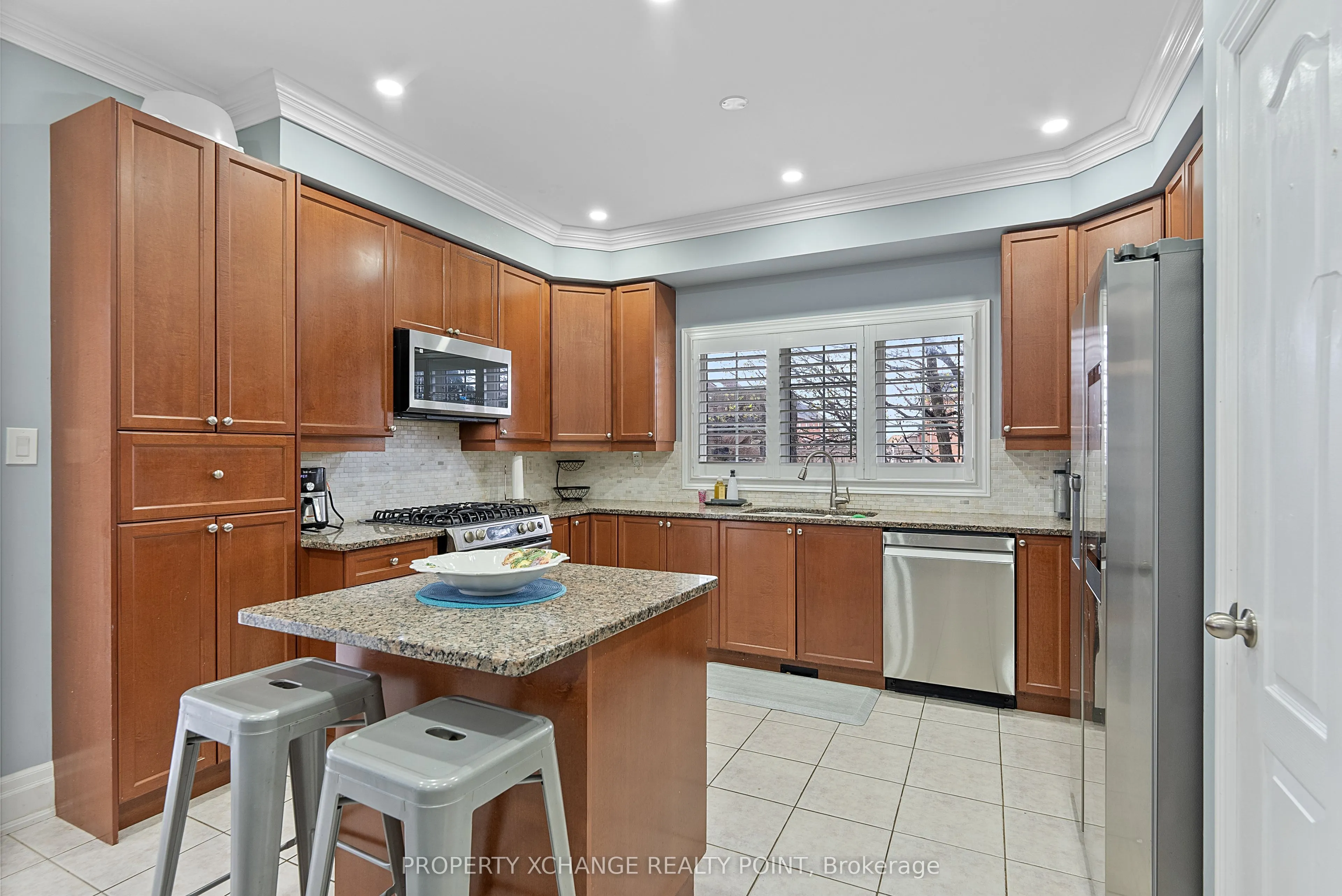 4 Bicknell Court