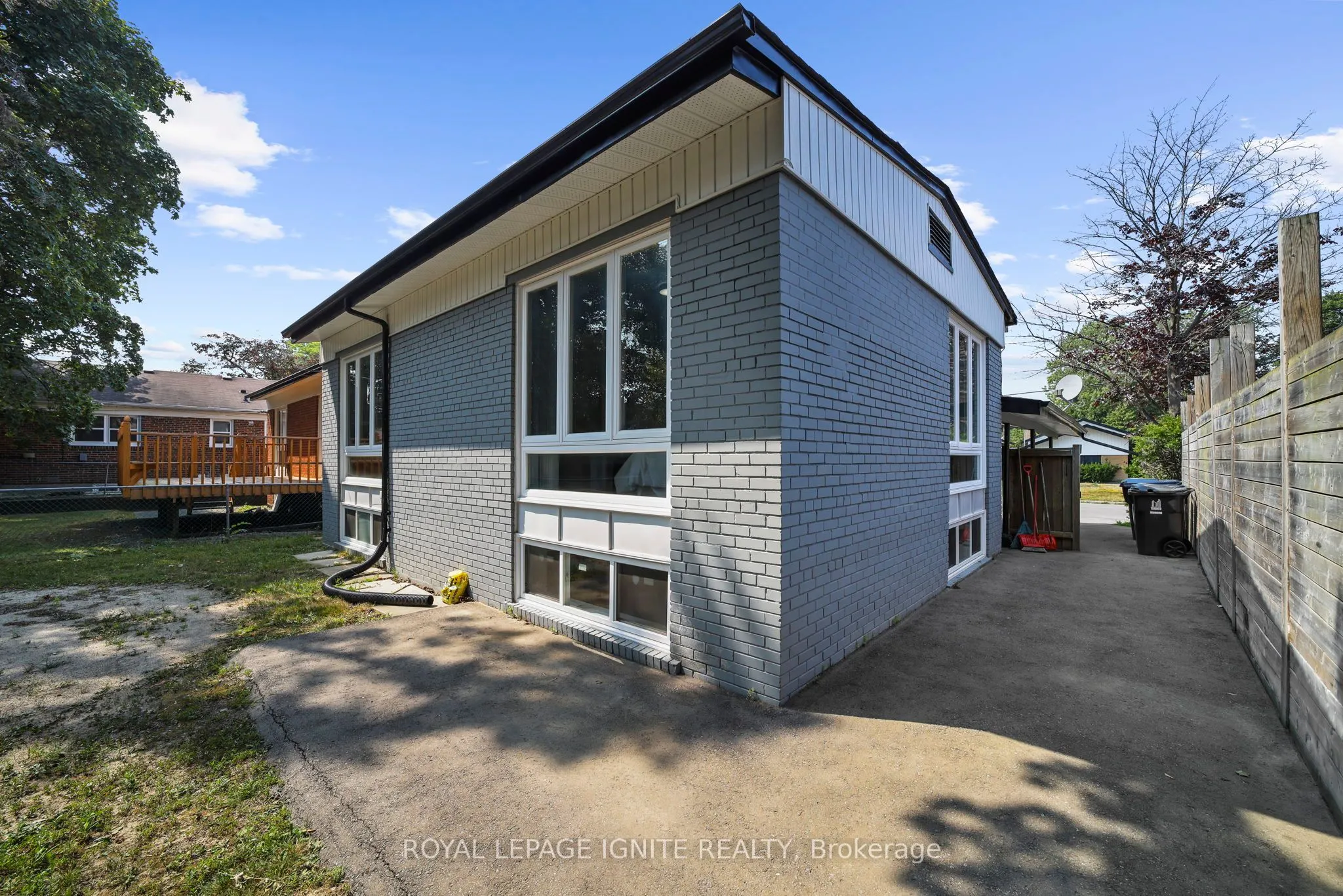 47 Deerfield Road