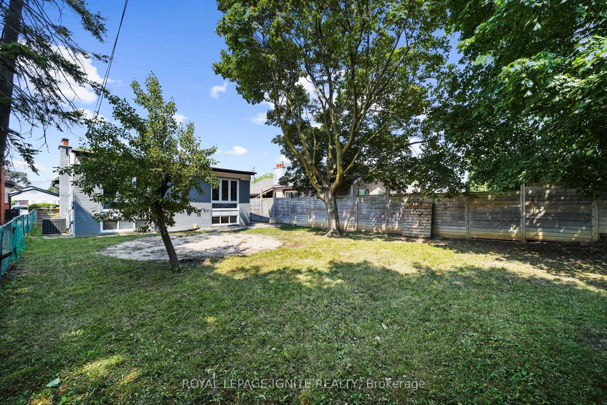47 Deerfield Road