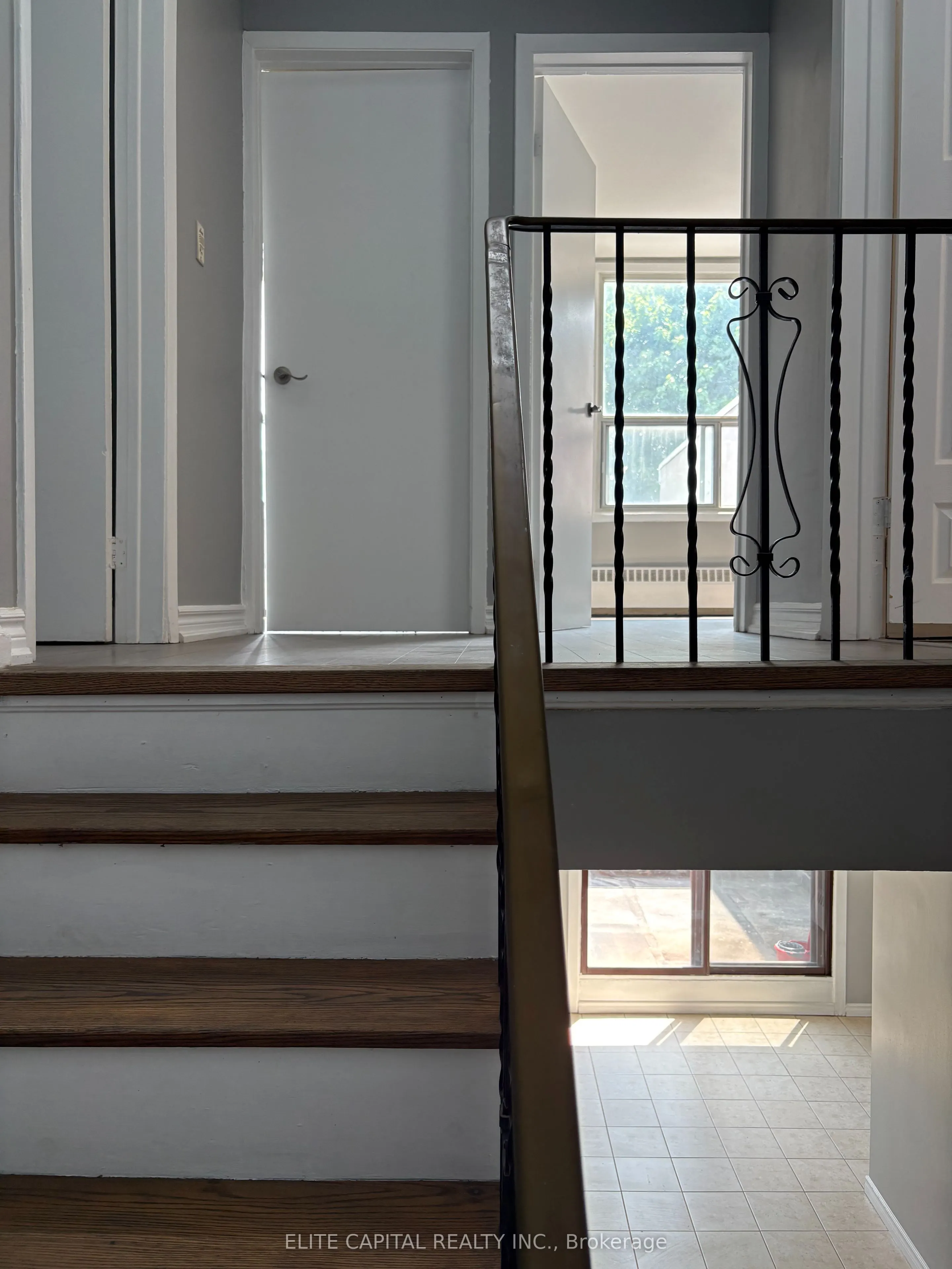 2183 Danforth Avenue, #Unit B
