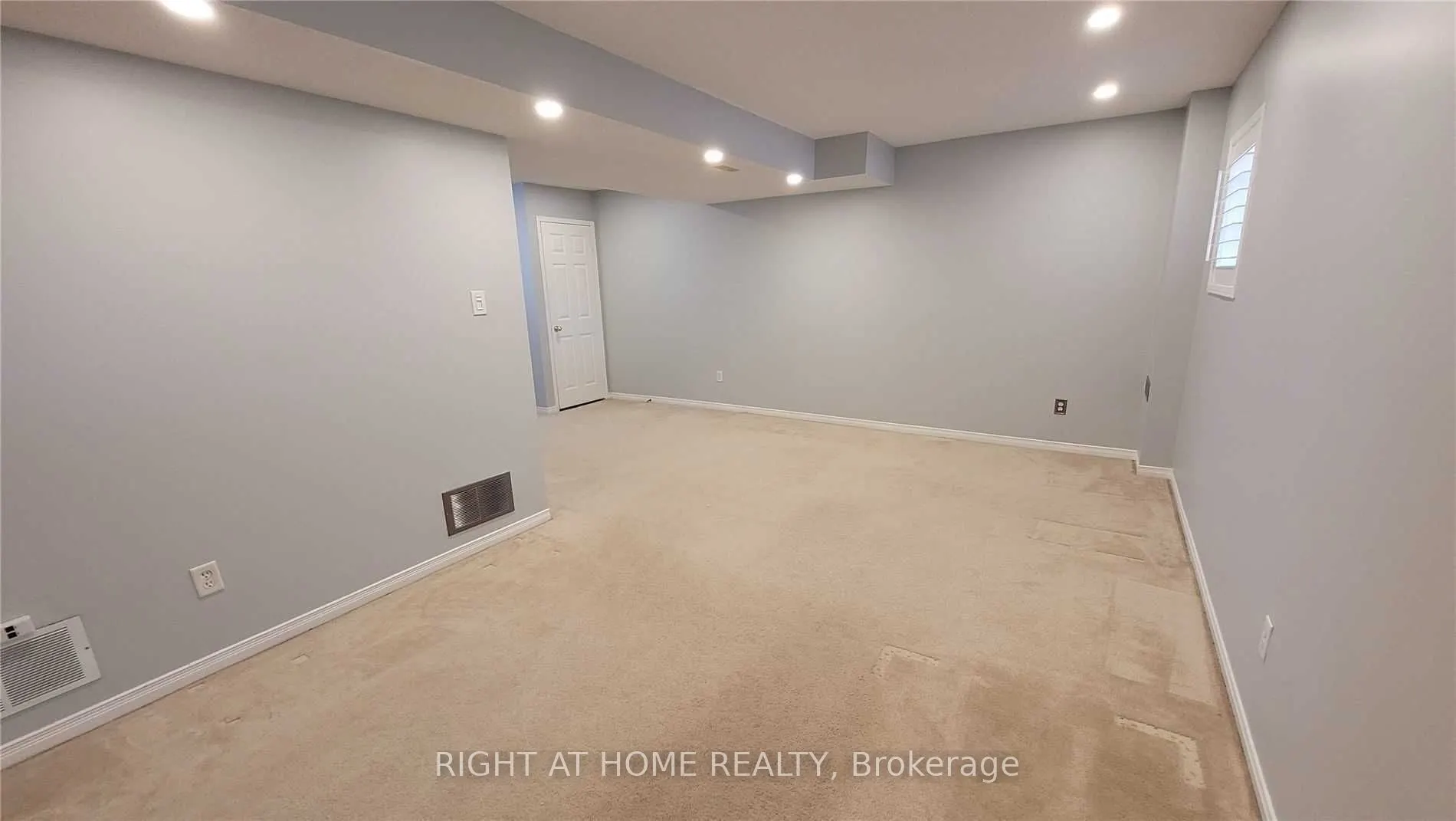 135 Stokely Crescent