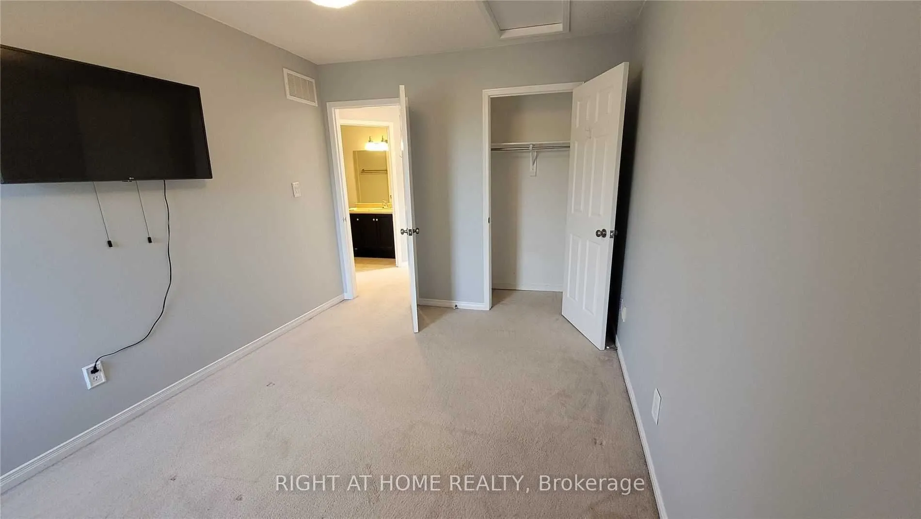 135 Stokely Crescent