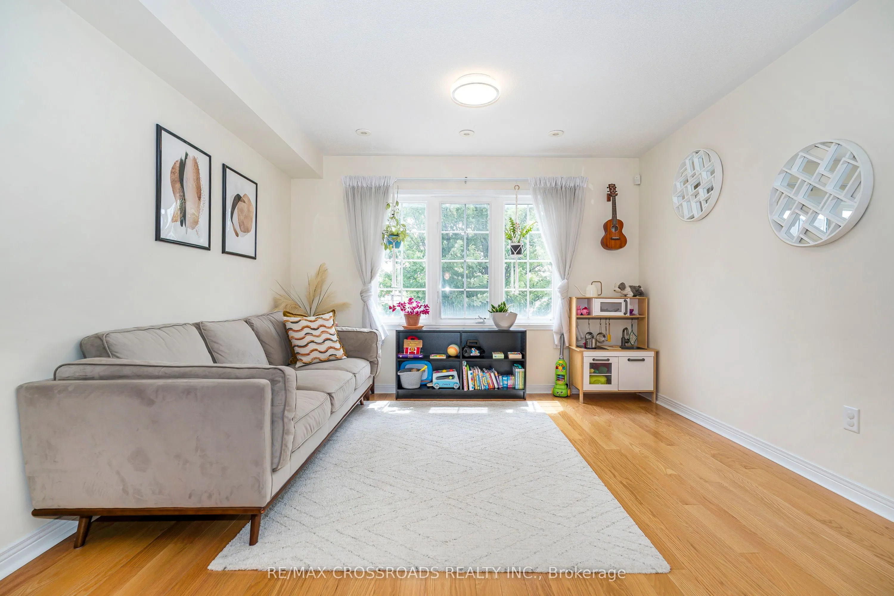 11 Pilkington Drive