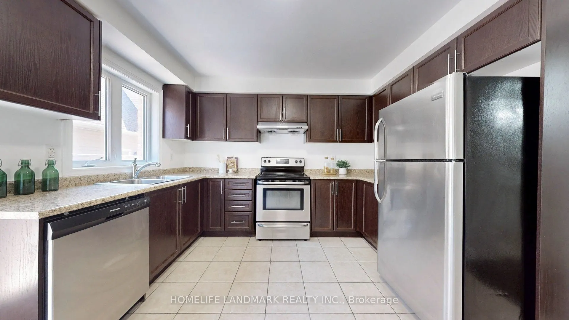 7 Kawneer Terrace