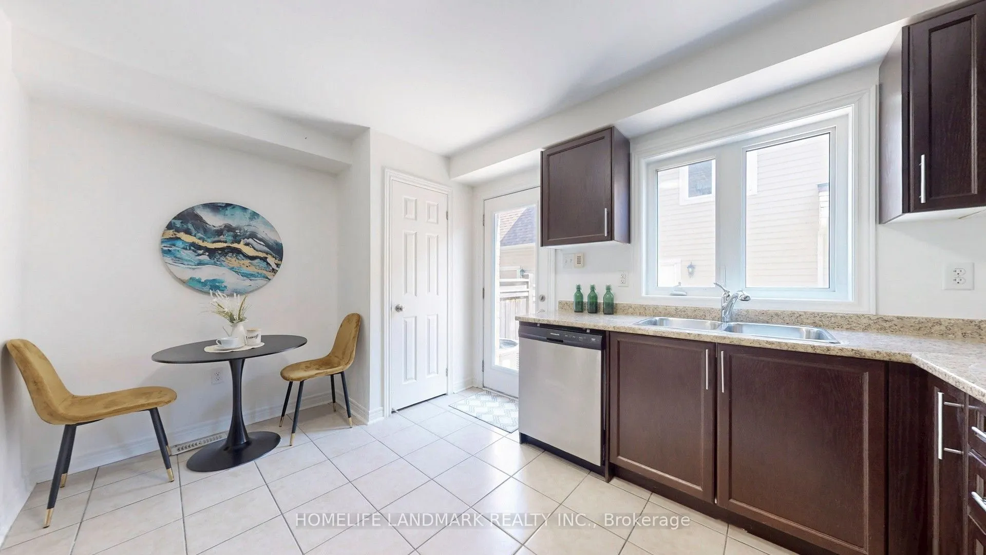 7 Kawneer Terrace