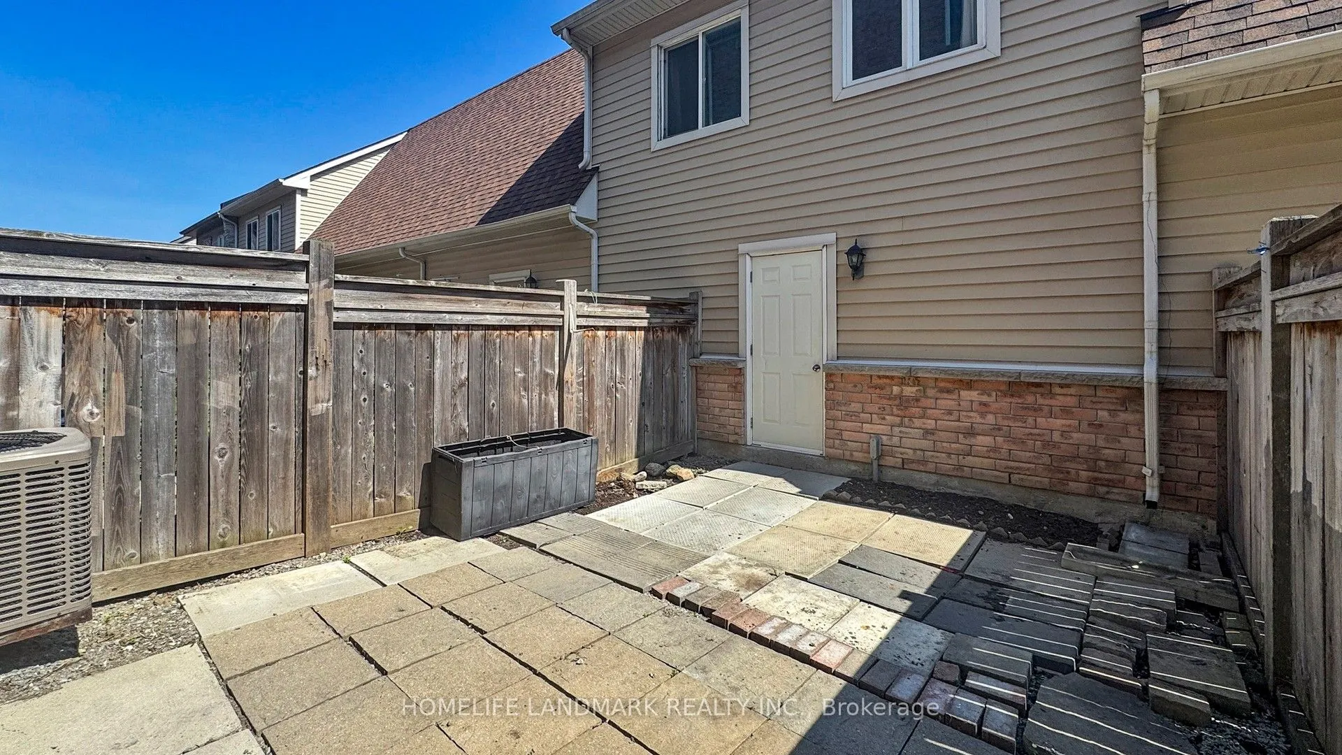 7 Kawneer Terrace