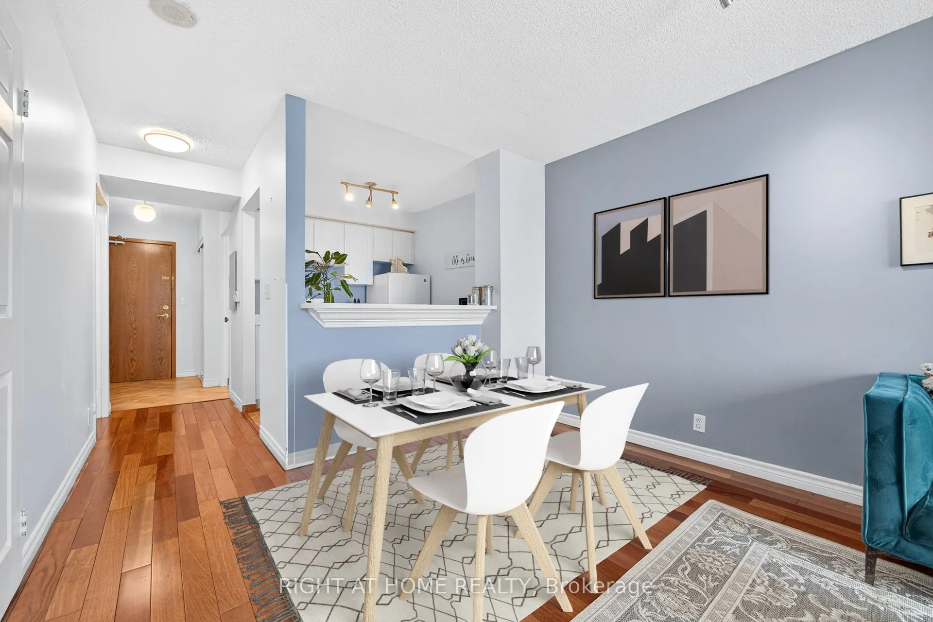 1 Lee Centre Drive, #613