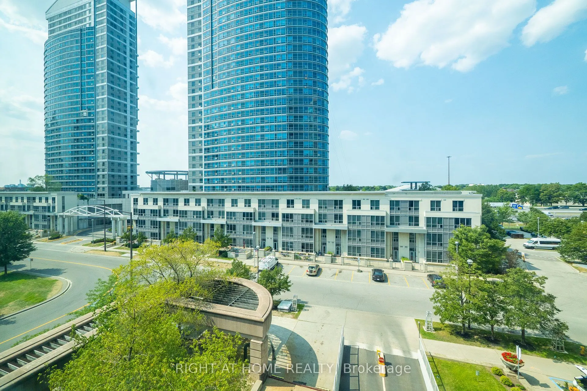 1 Lee Centre Drive, #613