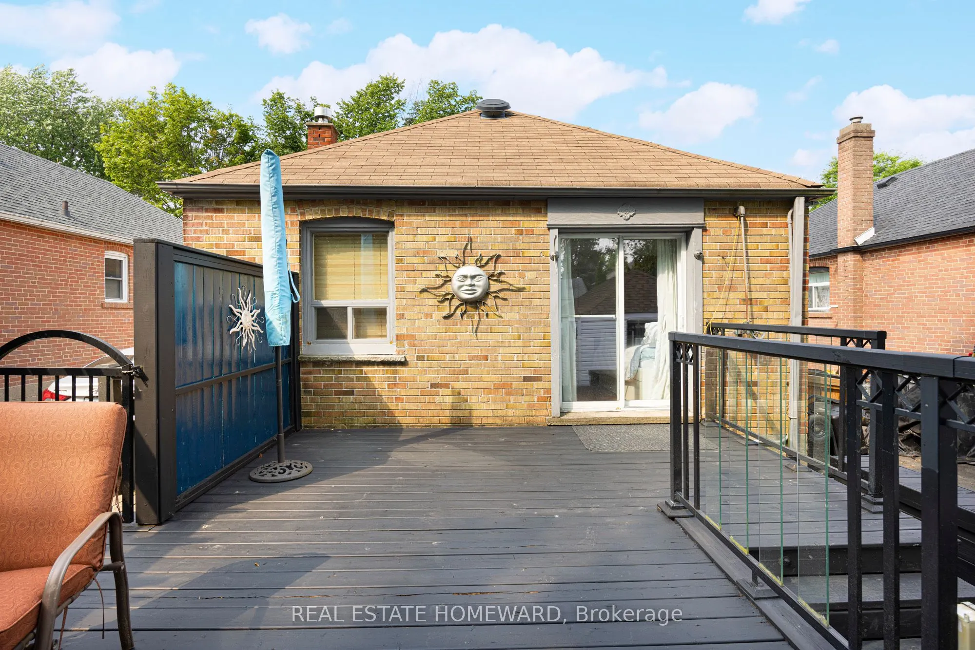 121 Sandown Avenue