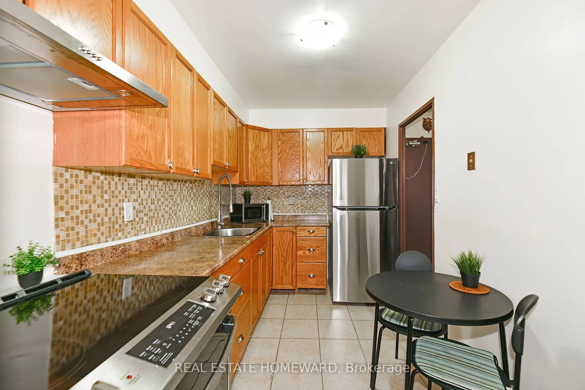 5 Massey Square, #1503