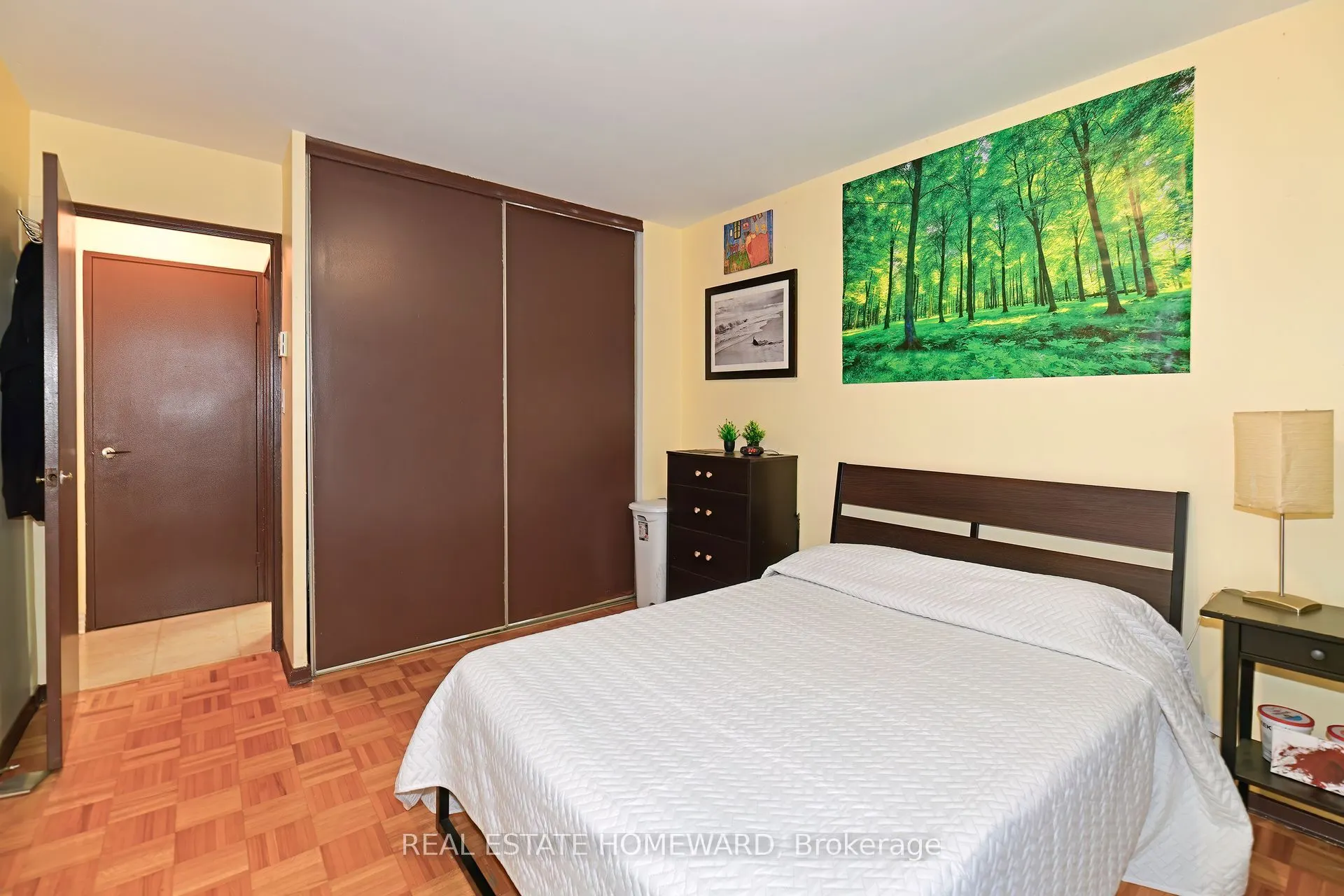 5 Massey Square, #1503