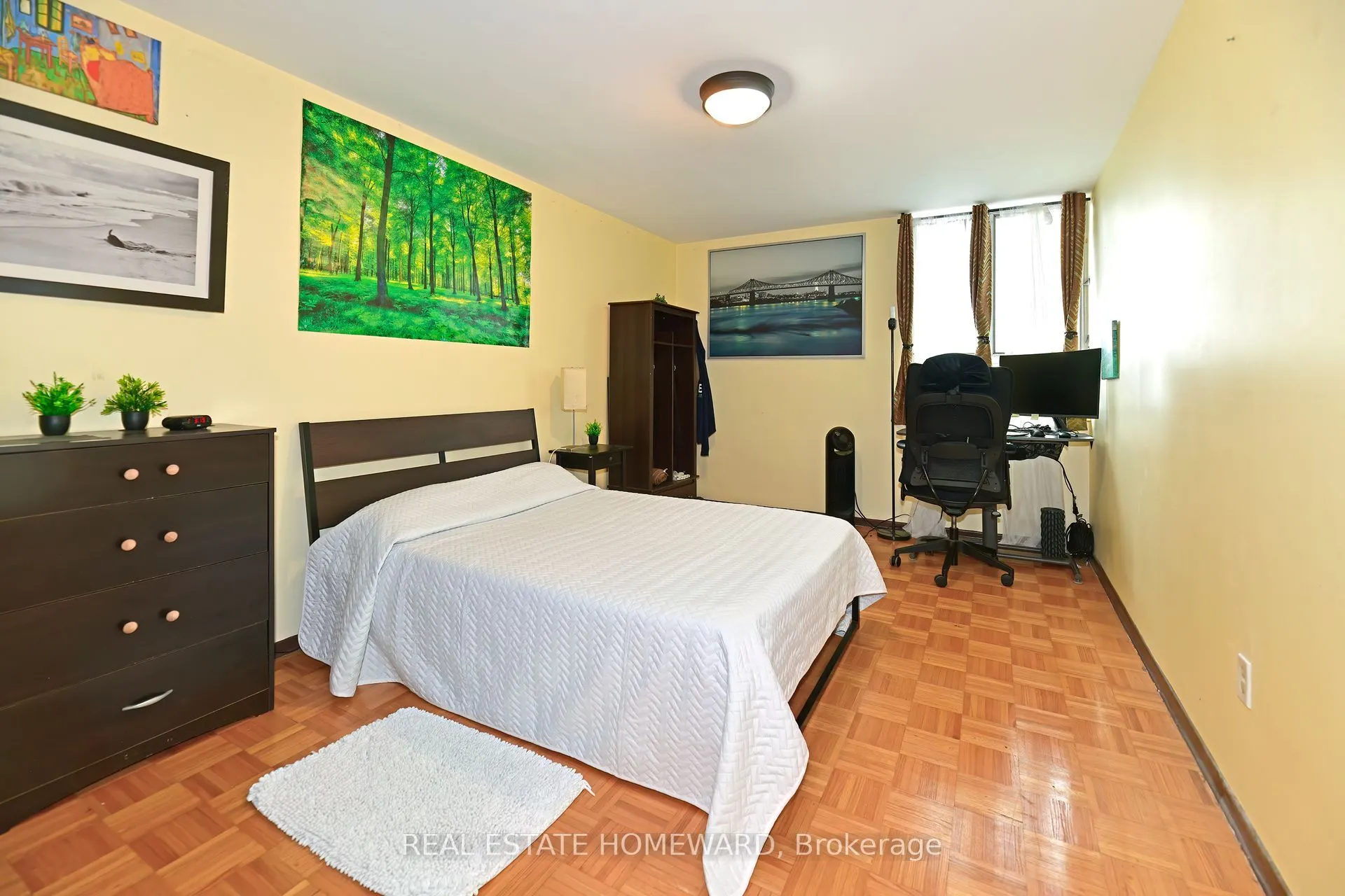 5 Massey Square, #1503