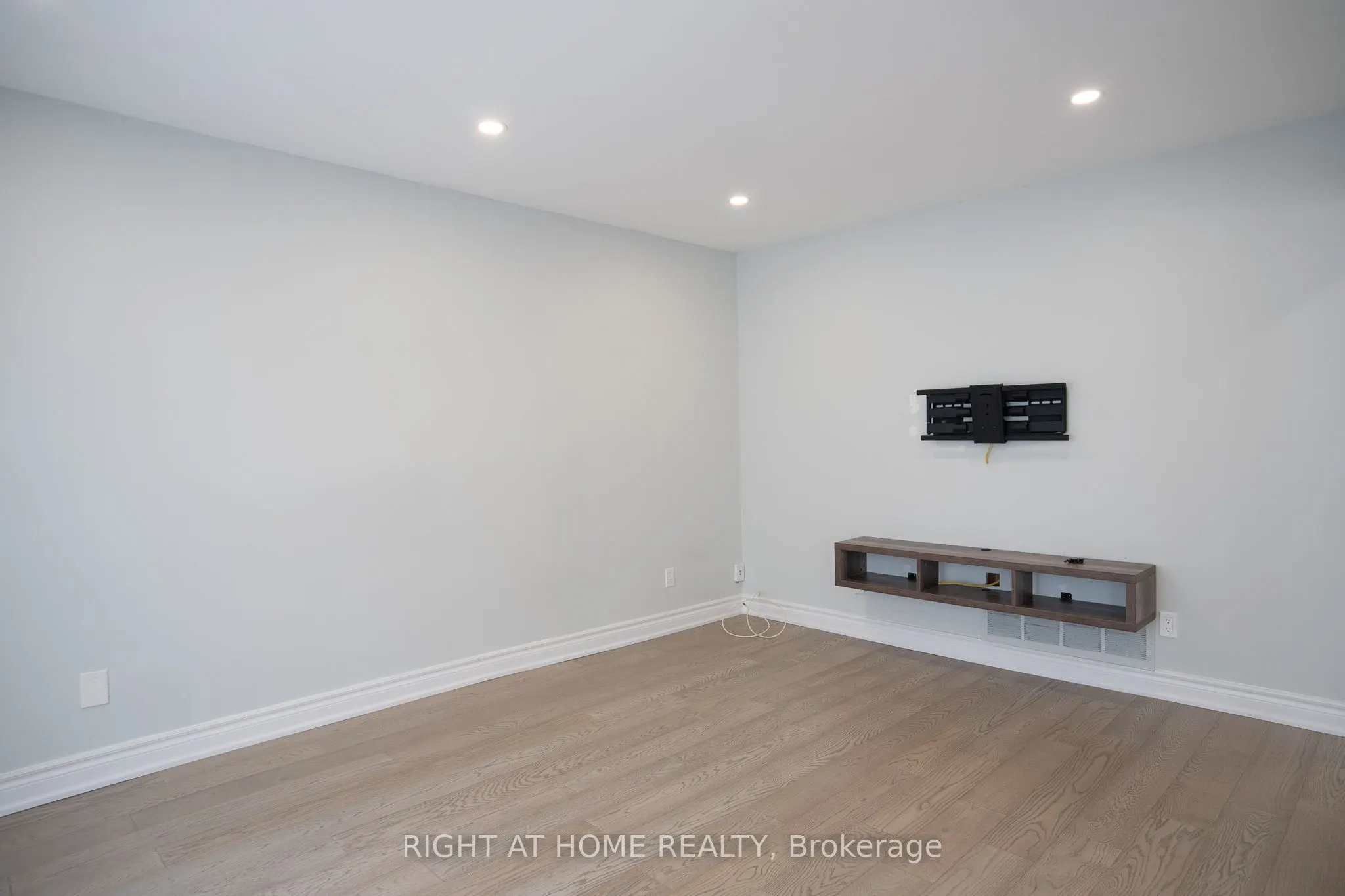 590 Springview Drive