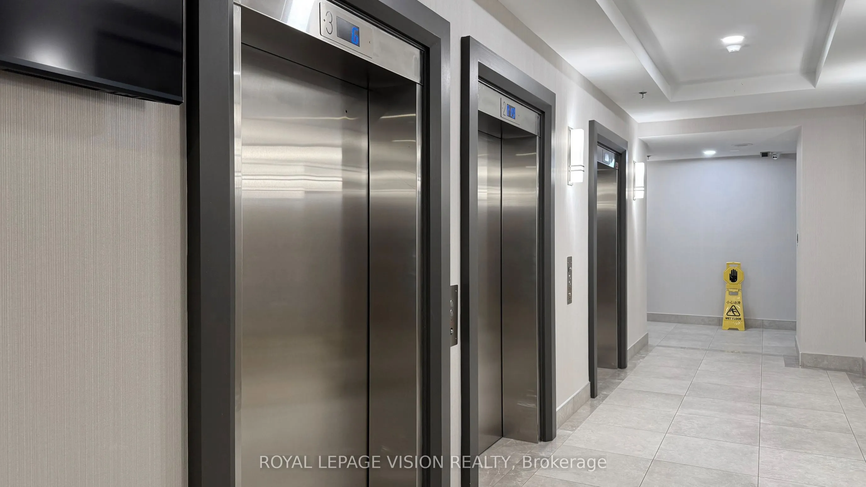 115 Omni Drive, #207