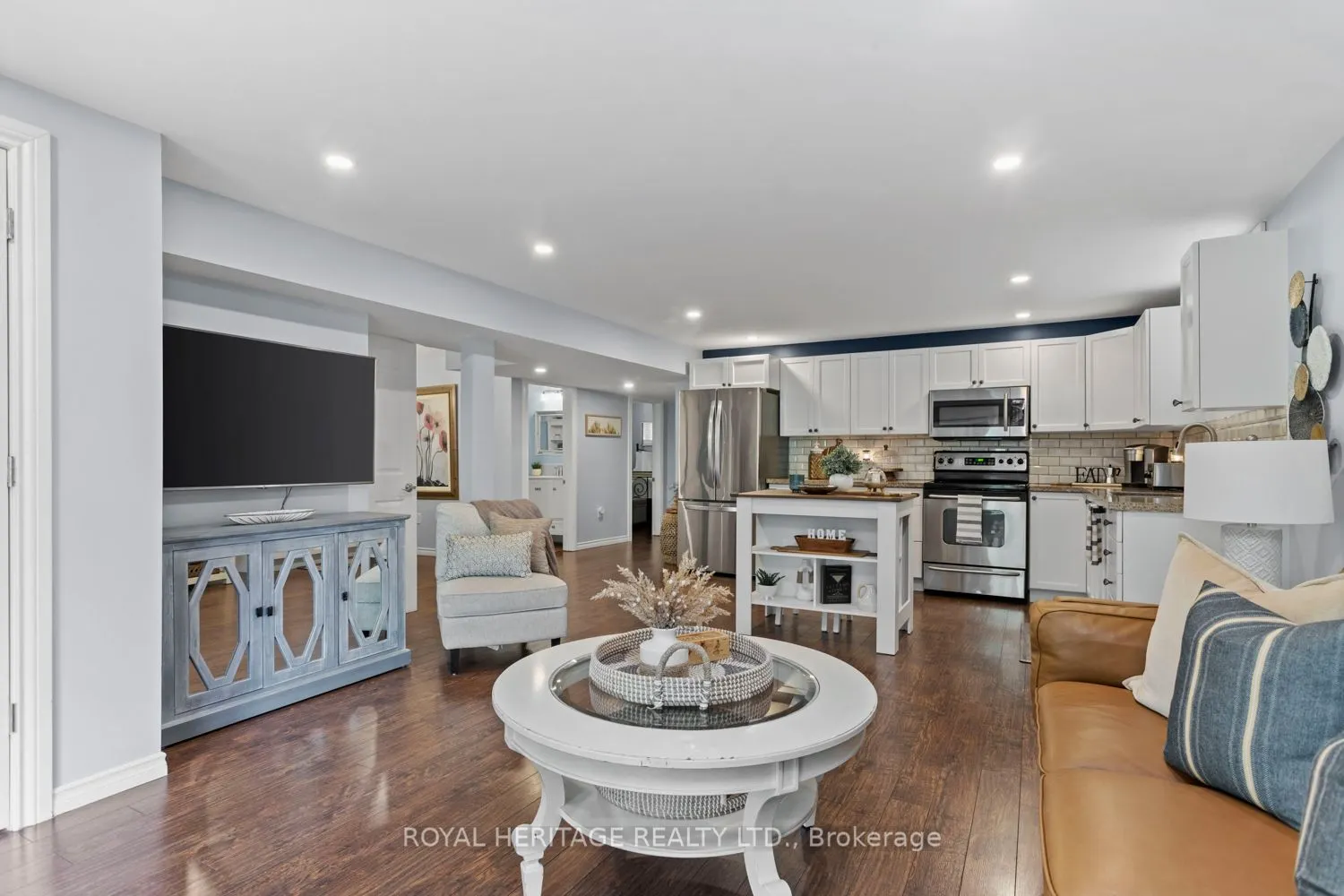 11 Piper Crescent
