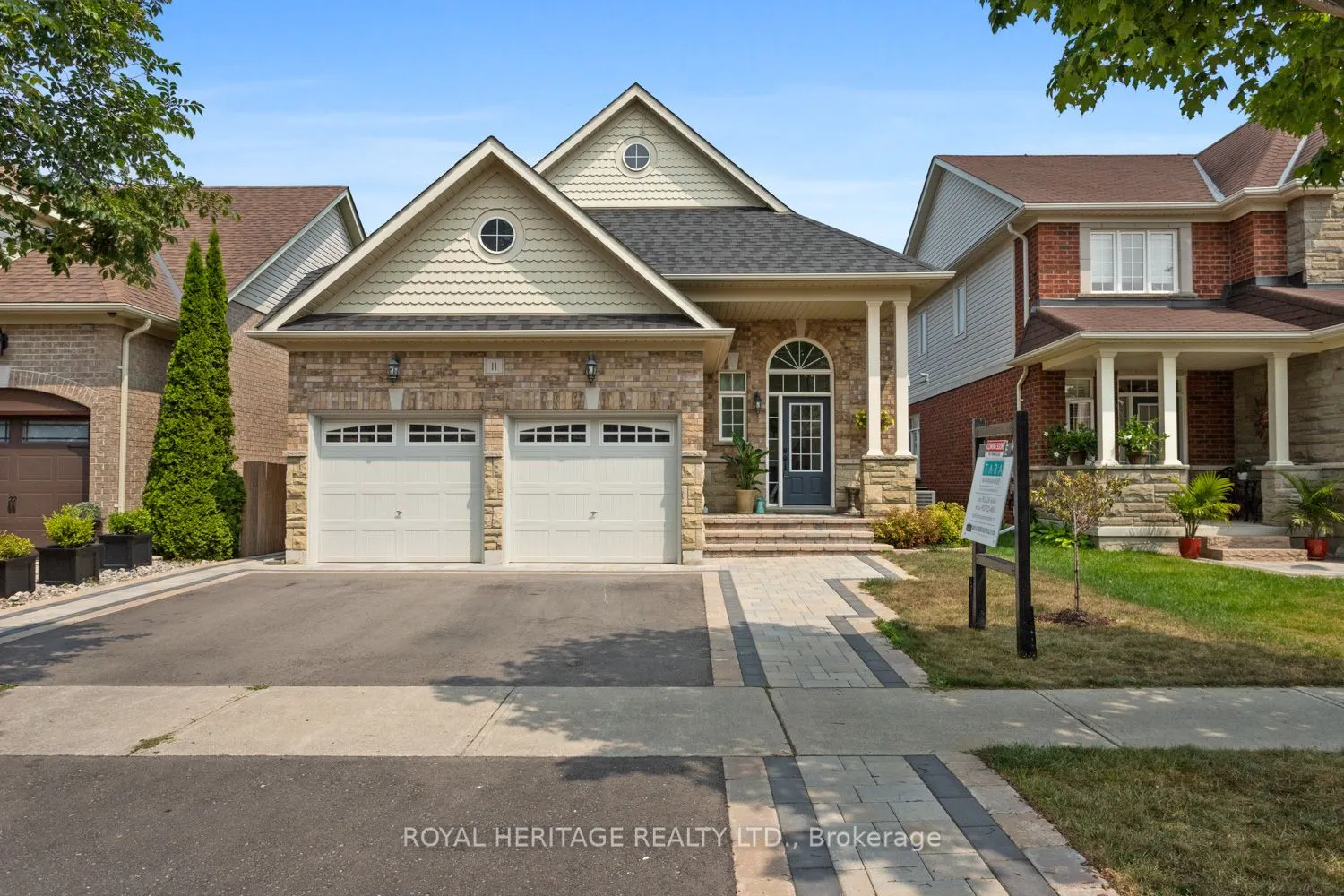 11 Piper Crescent