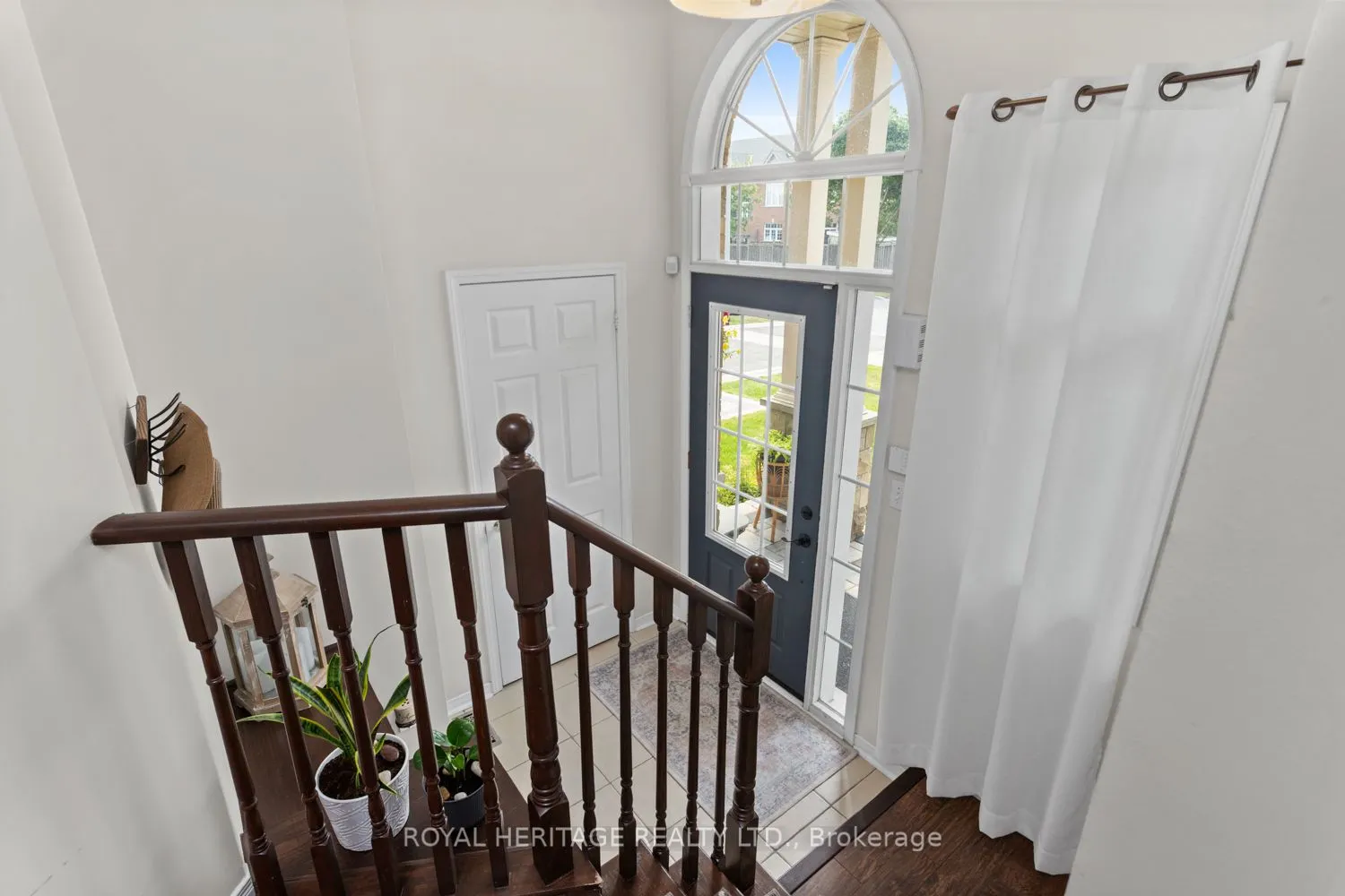 11 Piper Crescent