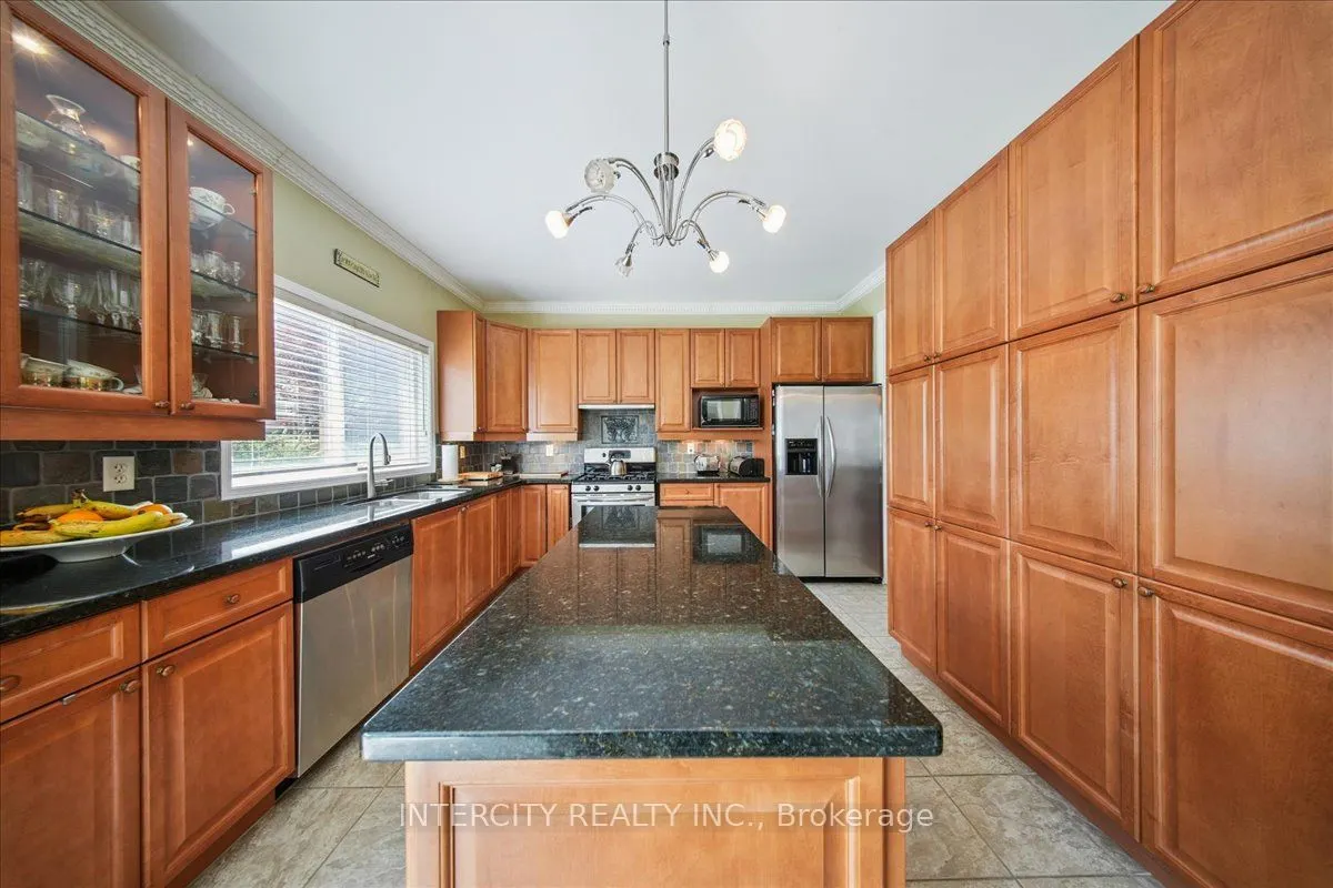 7 Butterworth Drive