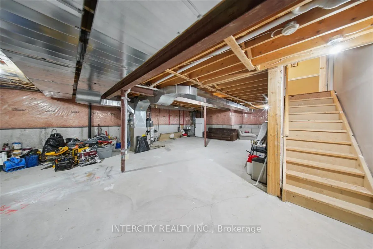 7 Butterworth Drive