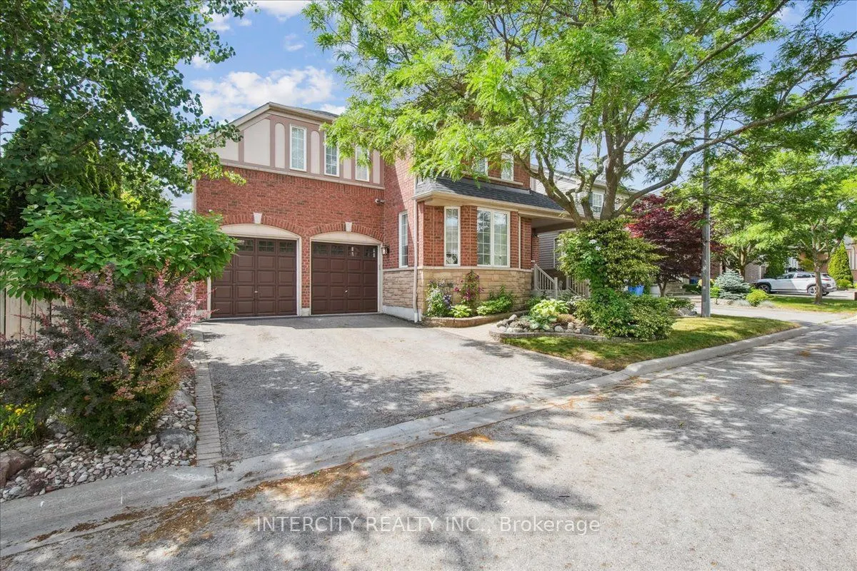 7 Butterworth Drive