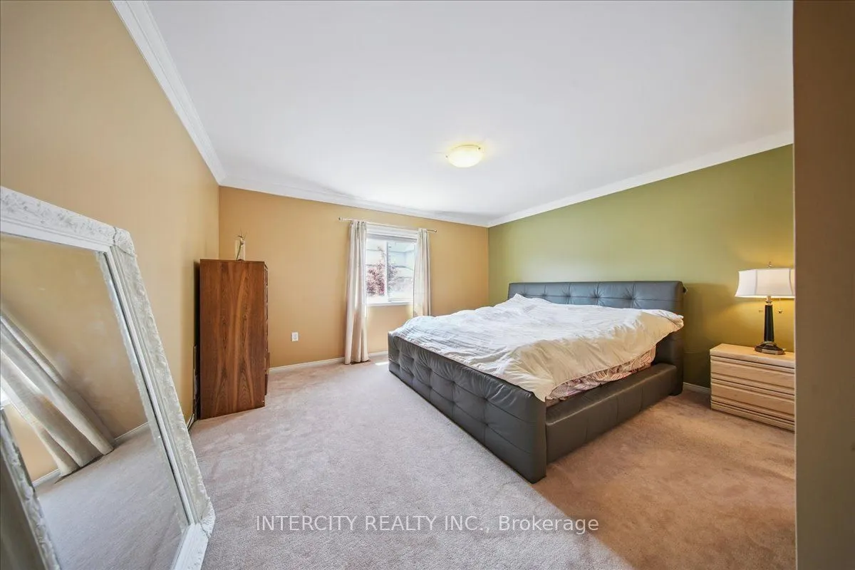 7 Butterworth Drive