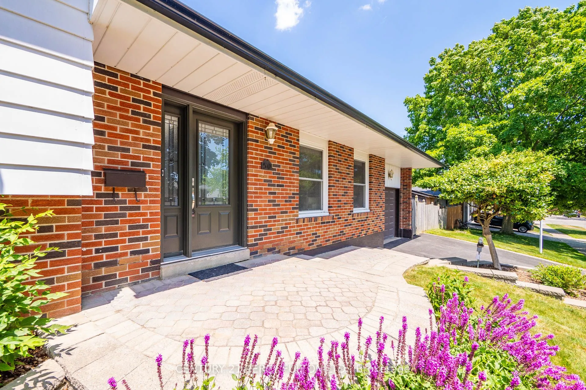 50 Chapais Crescent