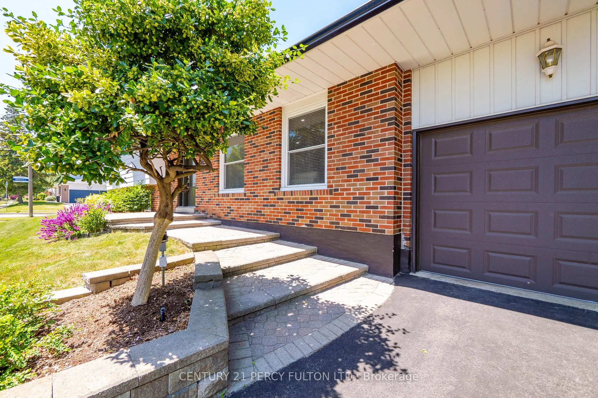 50 Chapais Crescent