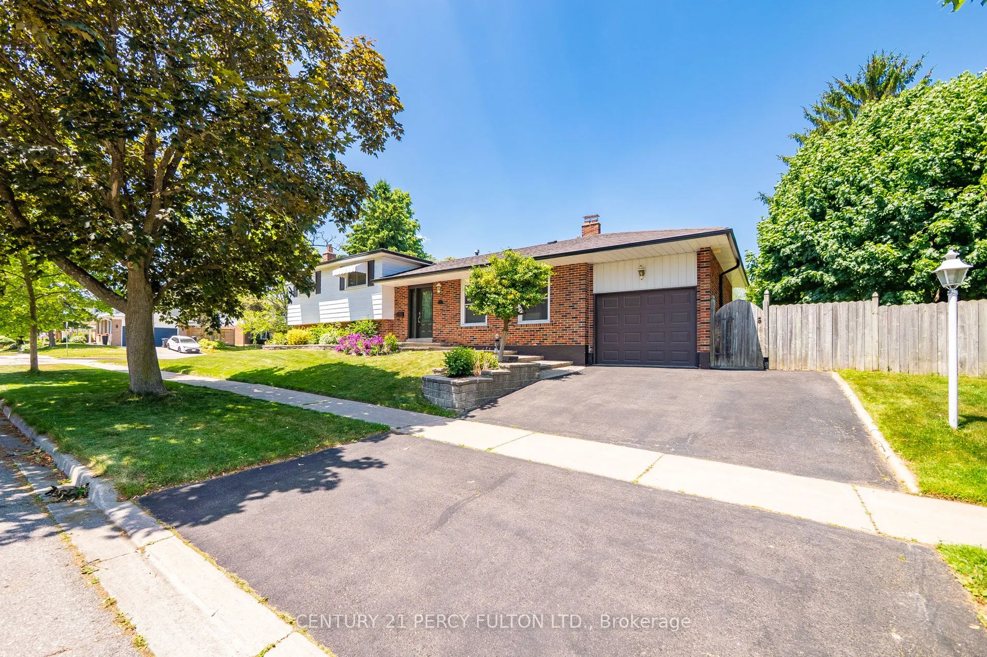 50 Chapais Crescent