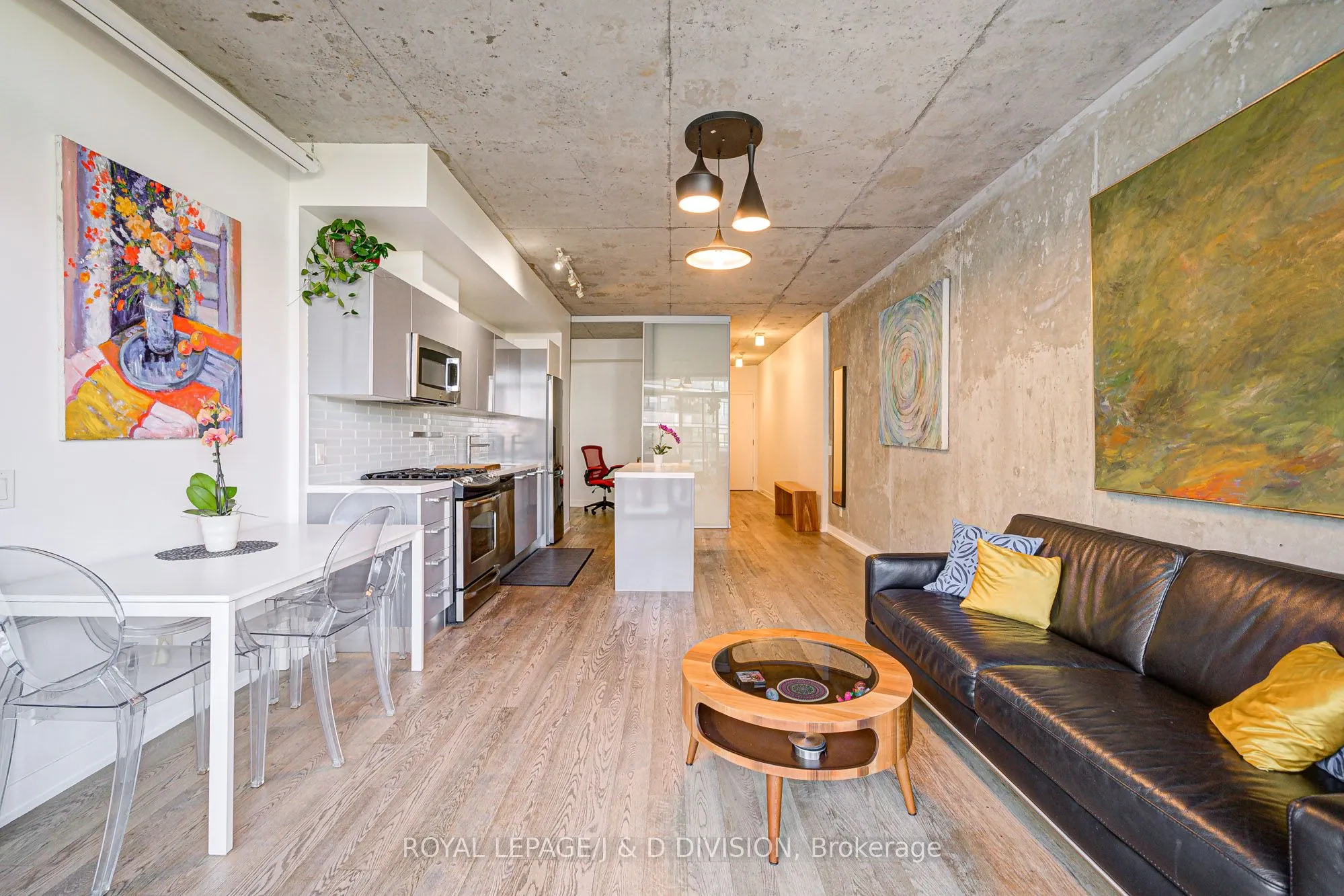 1201 Dundas Street E, #810