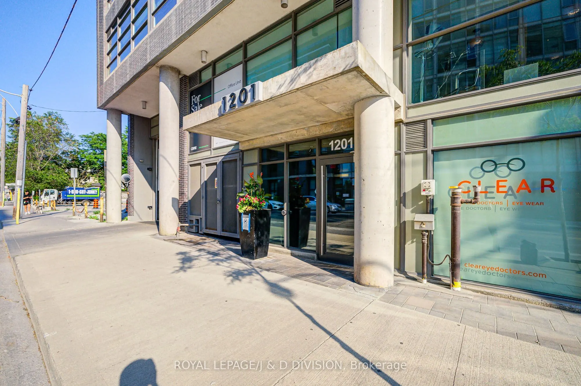 1201 Dundas Street E, #810