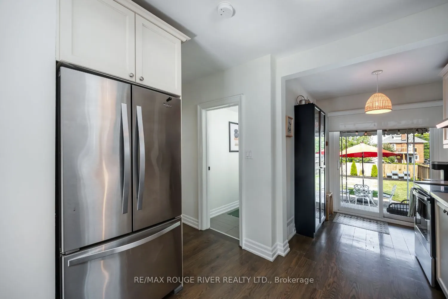 345 Masson Street