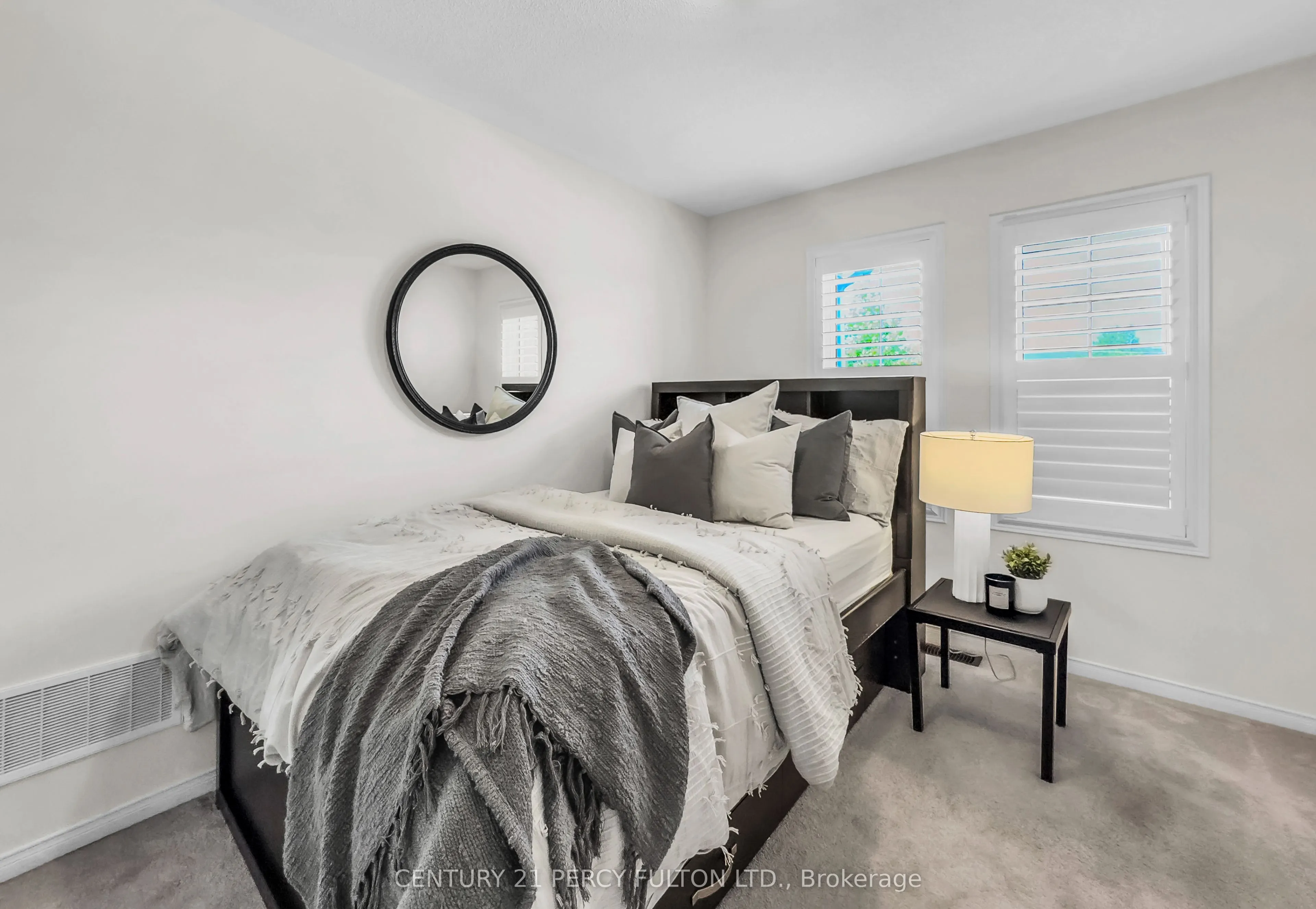 49 Rimrock Crescent