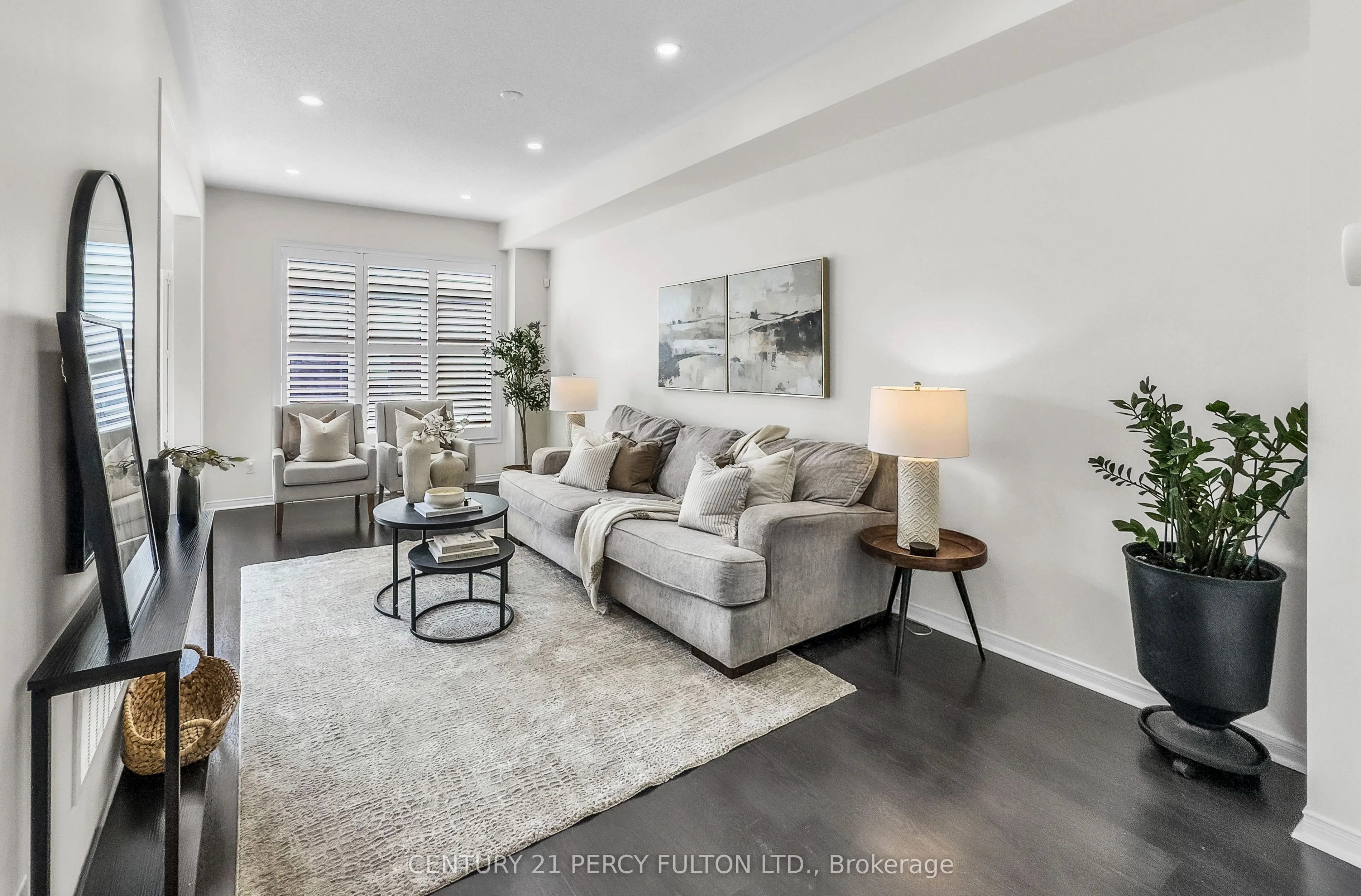 49 Rimrock Crescent