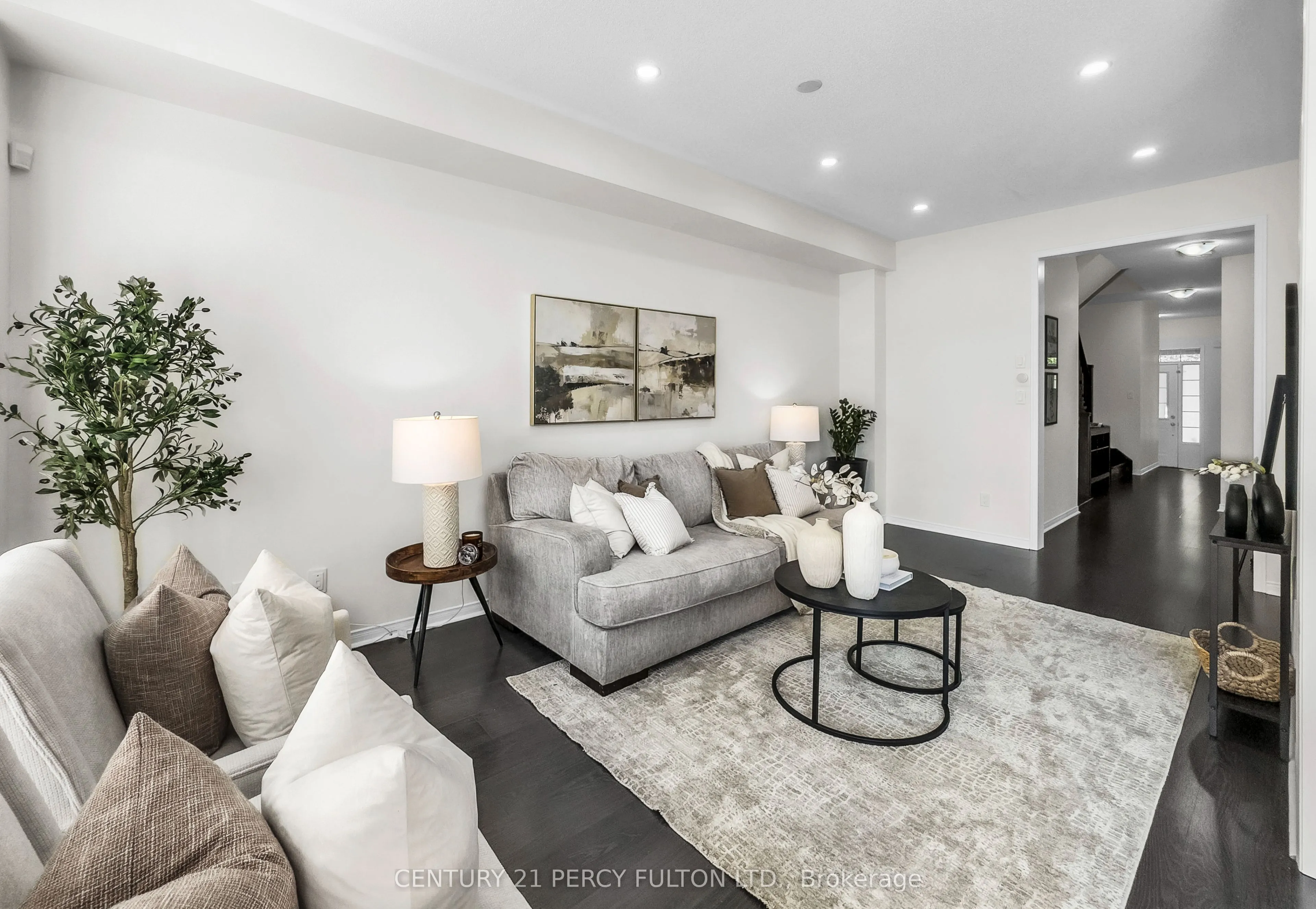 49 Rimrock Crescent