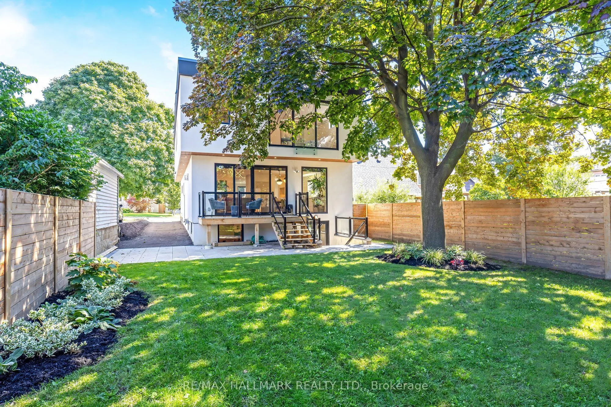 68 Harewood Avenue