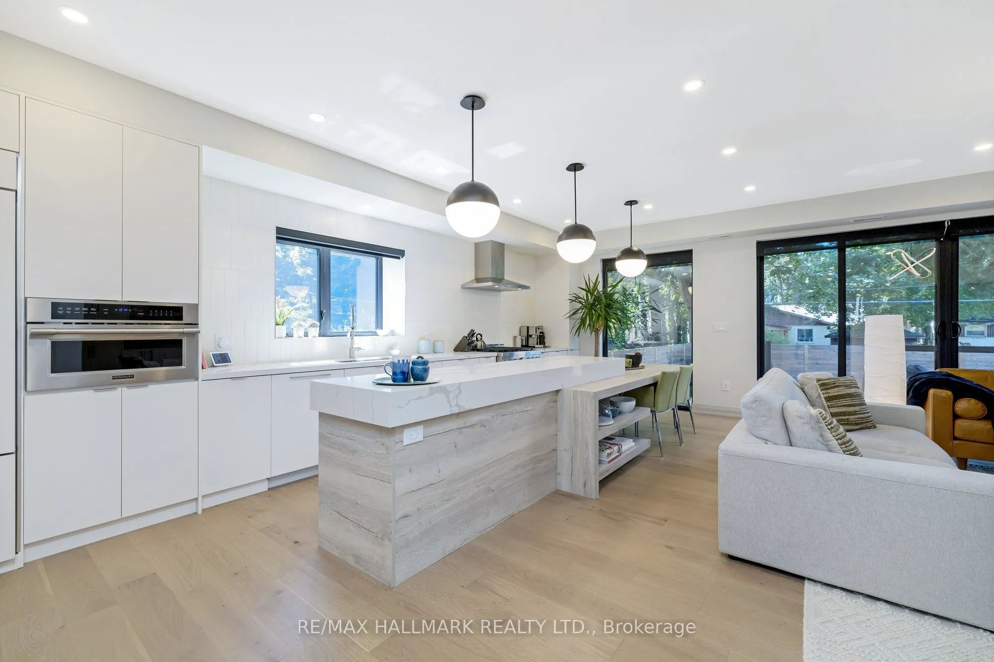 68 Harewood Avenue