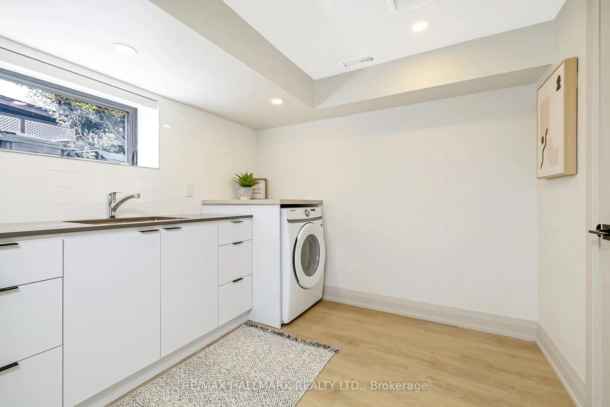 68 Harewood Avenue