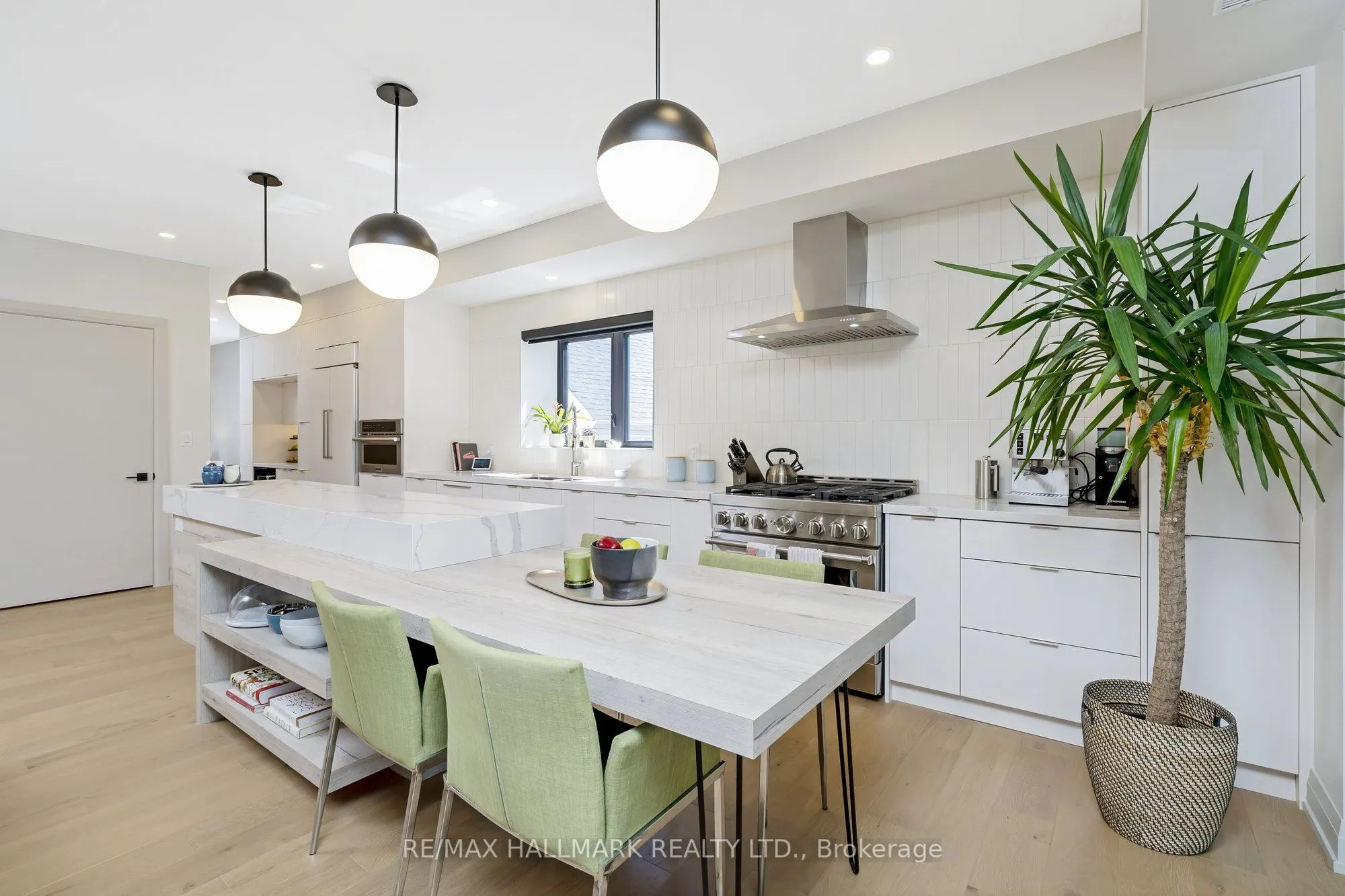 68 Harewood Avenue