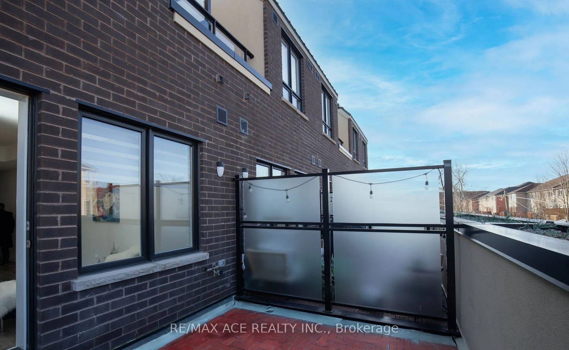 3686 St Clair Avenue E #105