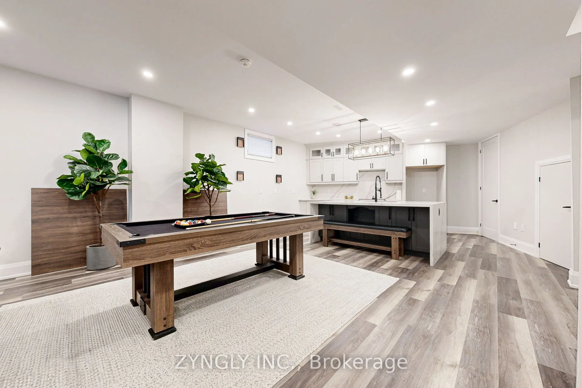 1785 Spartan Court