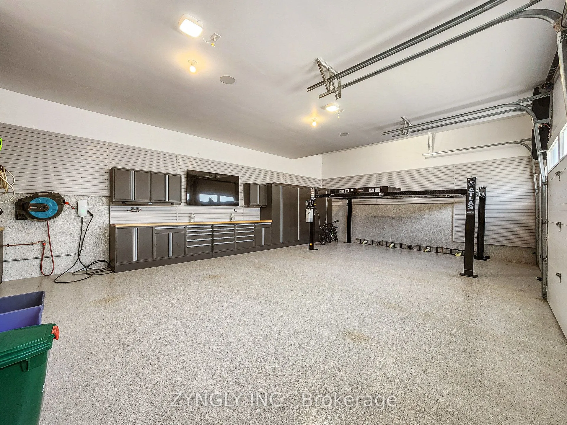 1785 Spartan Court