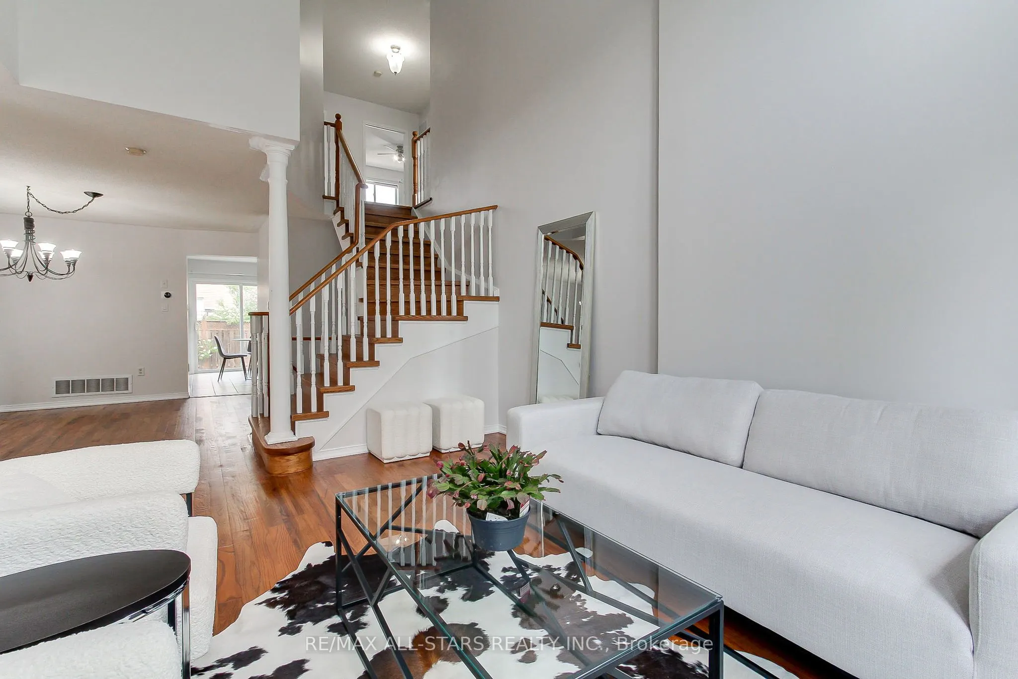 85 Handley Crescent