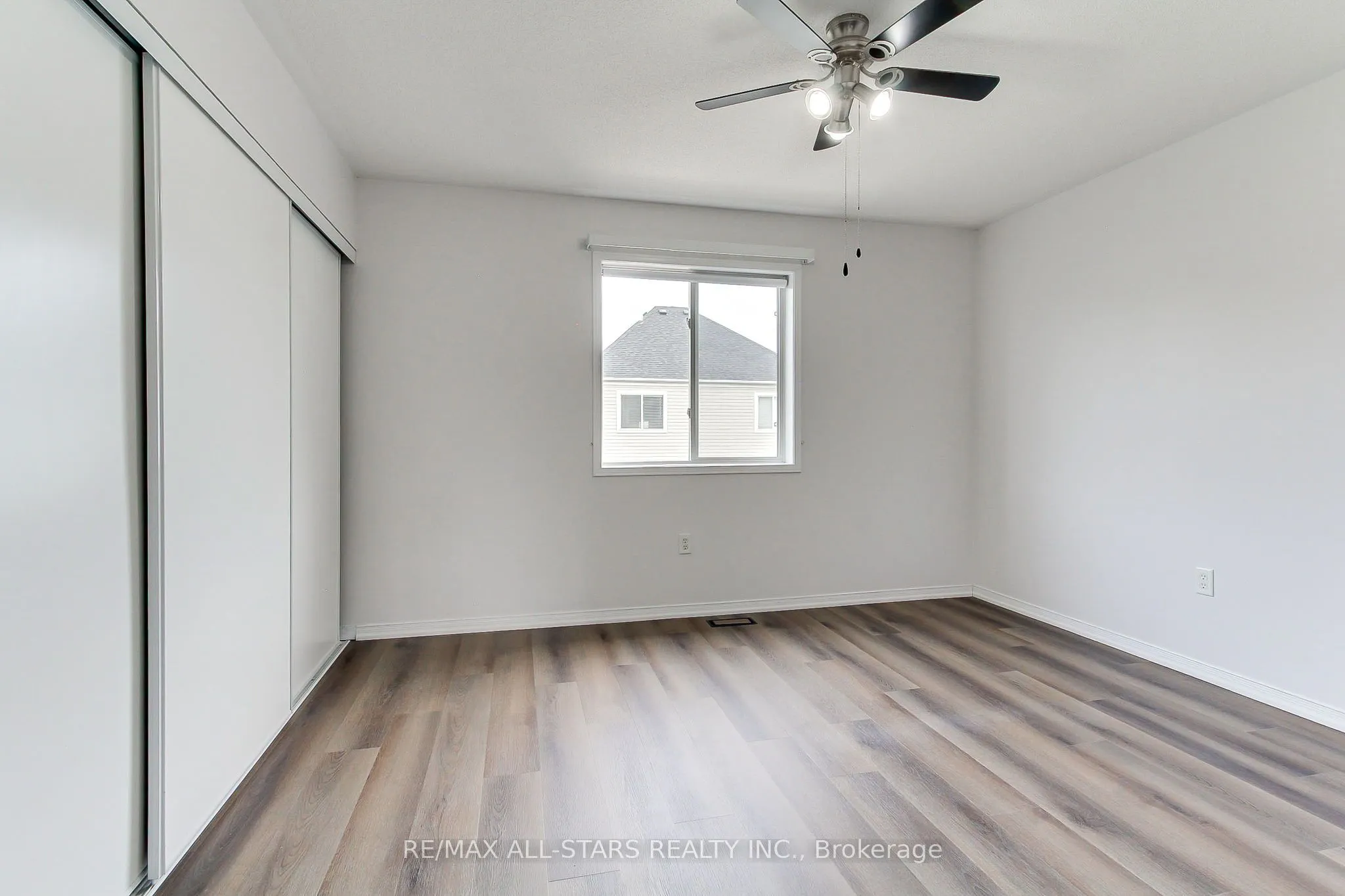 85 Handley Crescent