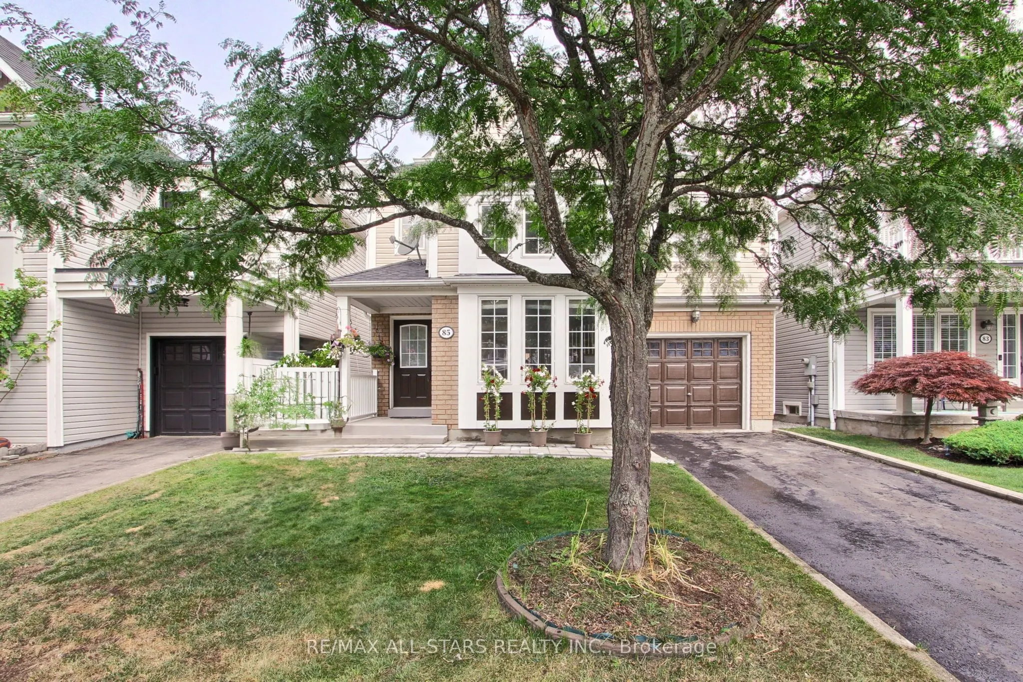 85 Handley Crescent