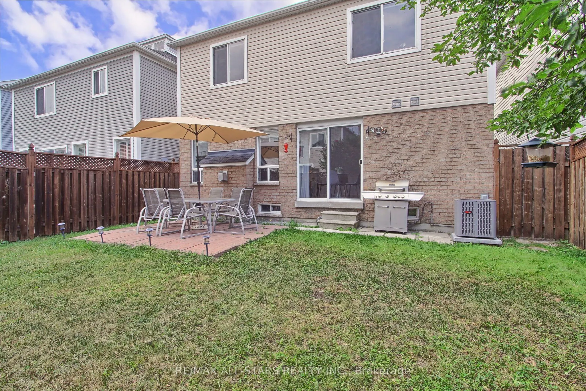 85 Handley Crescent