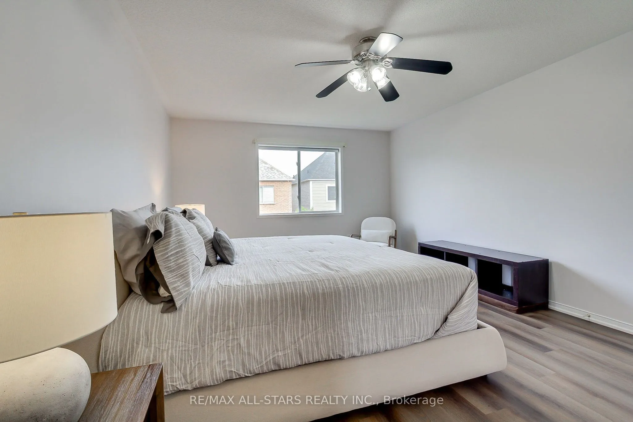 85 Handley Crescent